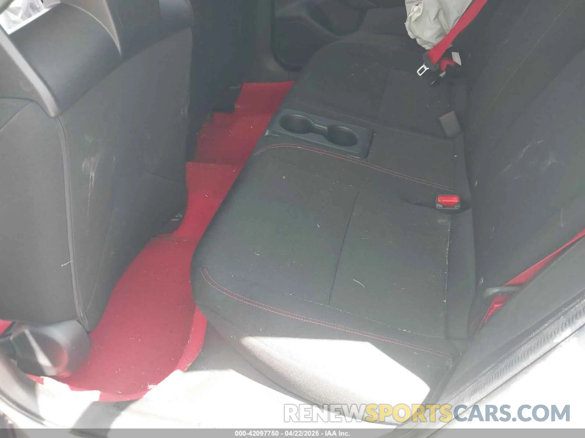 8 Photograph of a damaged car JHMFL5G46SX002433 HONDA CIVIC TYPE R 2025