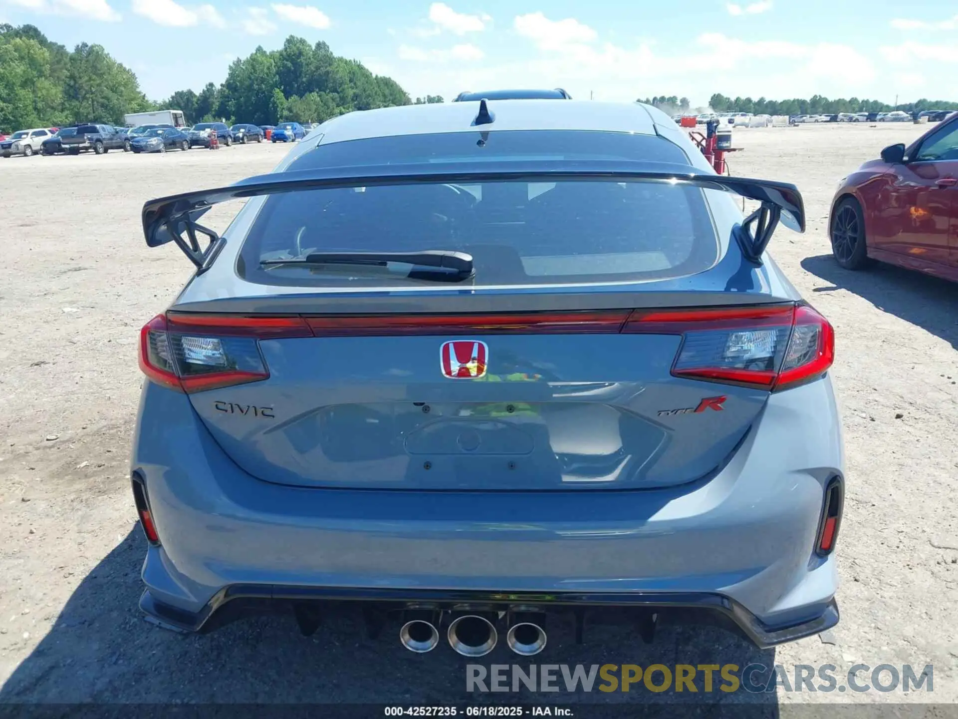 16 Фотография поврежденного автомобиля JHMFL5G4XSX003066 HONDA CIVIC TYPE R 2025