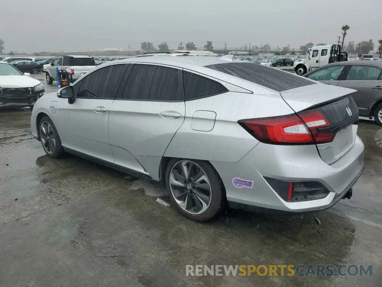 2 Фотография поврежденного автомобиля JHMZC5F14KC001972 HONDA CLARITY 2019
