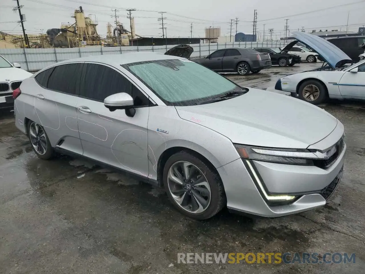4 Фотография поврежденного автомобиля JHMZC5F14KC001972 HONDA CLARITY 2019