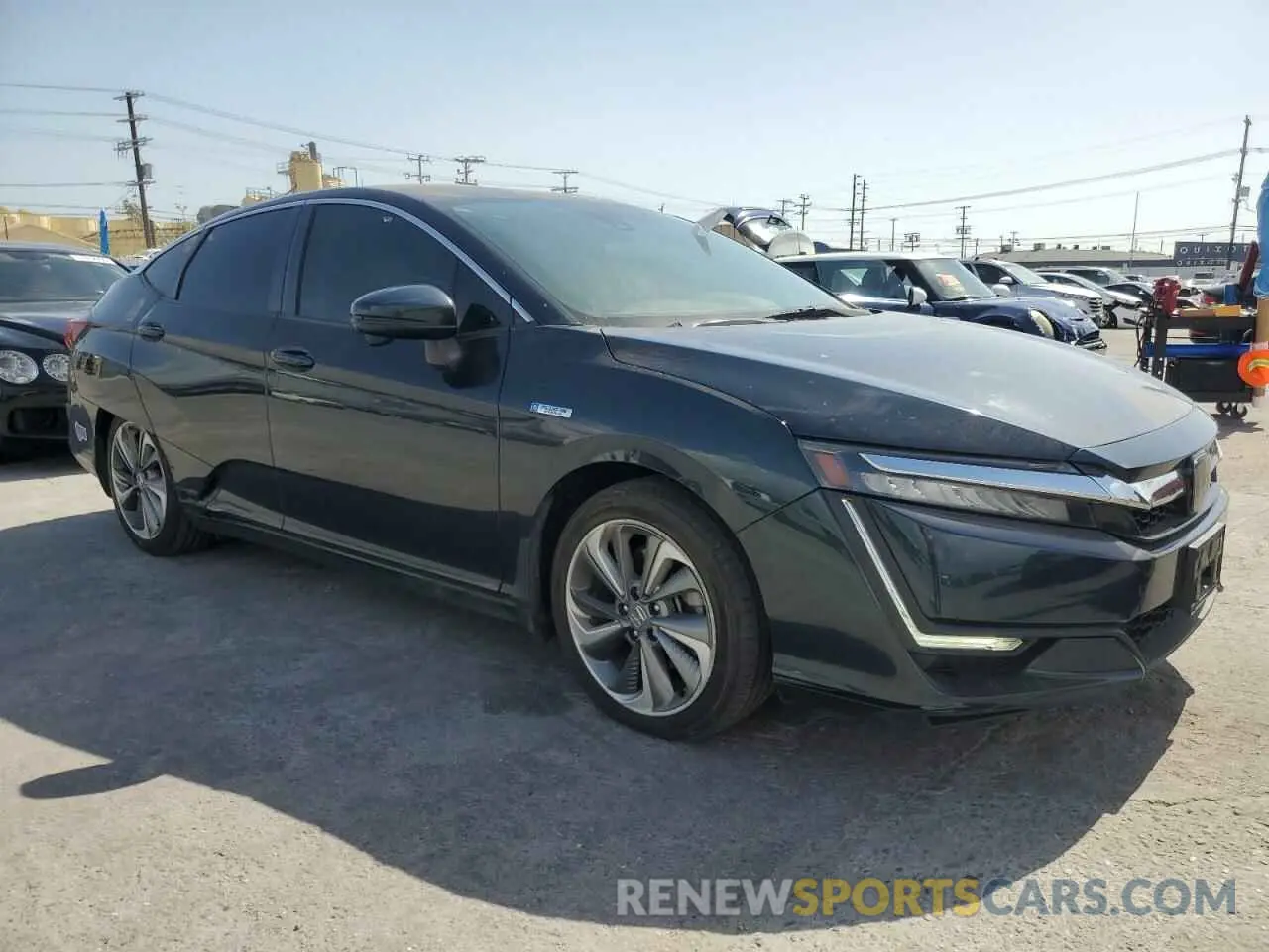 4 Фотография поврежденного автомобиля JHMZC5F39KC001158 HONDA CLARITY 2019