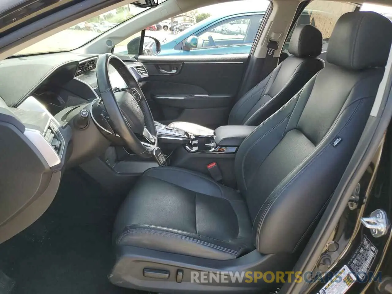 7 Фотография поврежденного автомобиля JHMZC5F39KC002570 HONDA CLARITY 2019