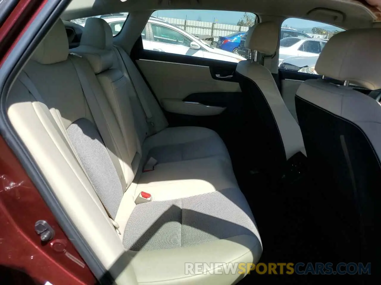 11 Photograph of a damaged car JHMZC5F13MC000167 HONDA CLARITY 2021
