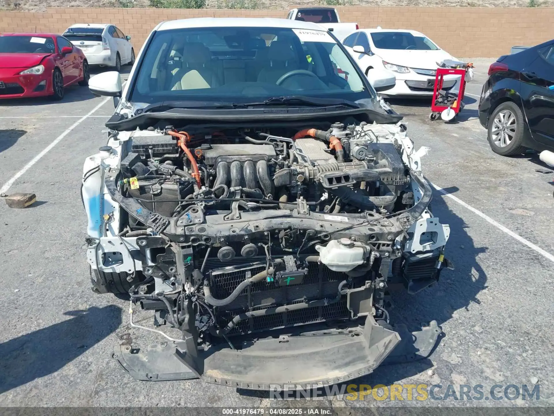 13 Photograph of a damaged car JHMZC5F15KC004170 HONDA CLARITY PLUG-IN HYBRID 2019