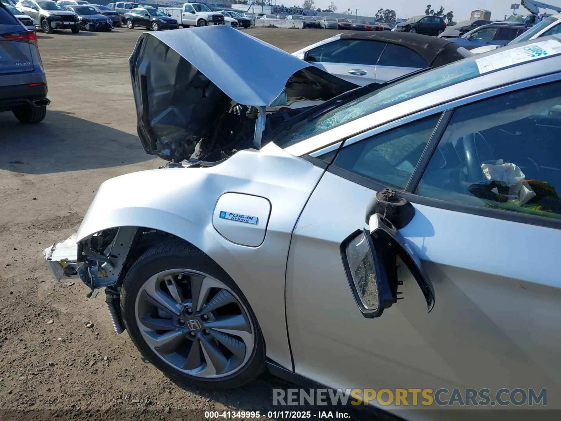 15 Фотография поврежденного автомобиля JHMZC5F33KC003701 HONDA CLARITY PLUG-IN HYBRID 2019