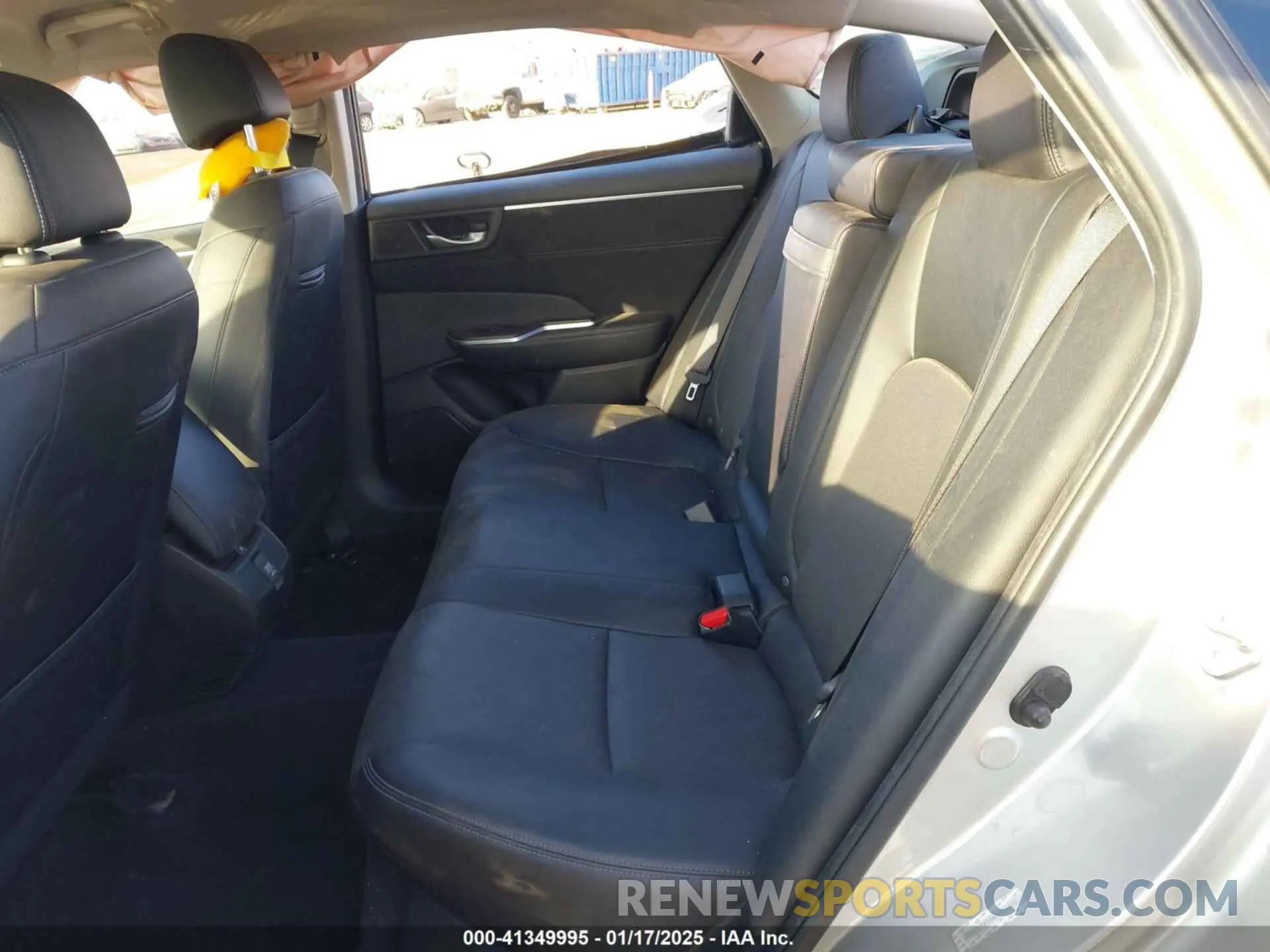 8 Фотография поврежденного автомобиля JHMZC5F33KC003701 HONDA CLARITY PLUG-IN HYBRID 2019