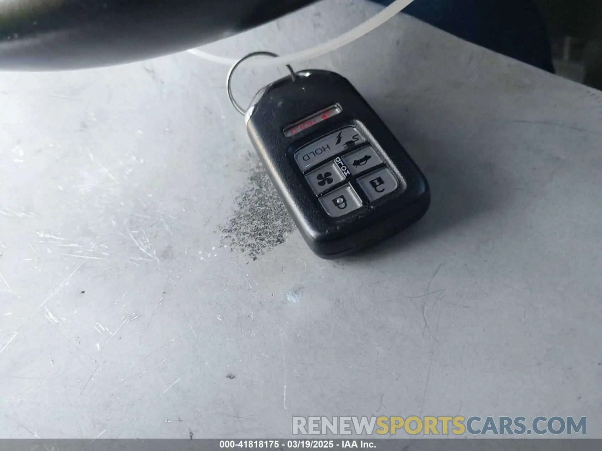 11 Фотография поврежденного автомобиля JHMZC5F38KC003399 HONDA CLARITY PLUG-IN HYBRID 2019