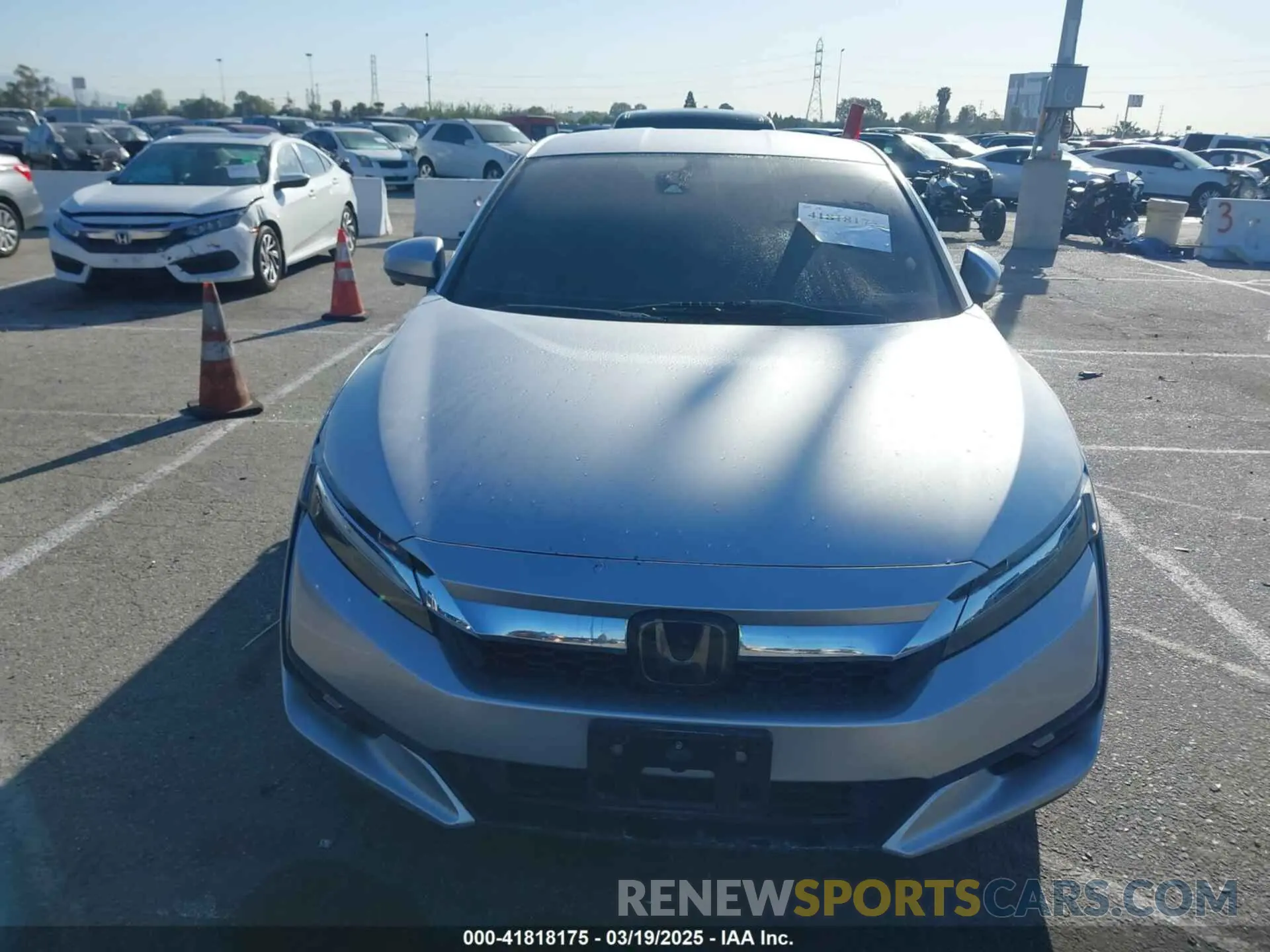 12 Фотография поврежденного автомобиля JHMZC5F38KC003399 HONDA CLARITY PLUG-IN HYBRID 2019