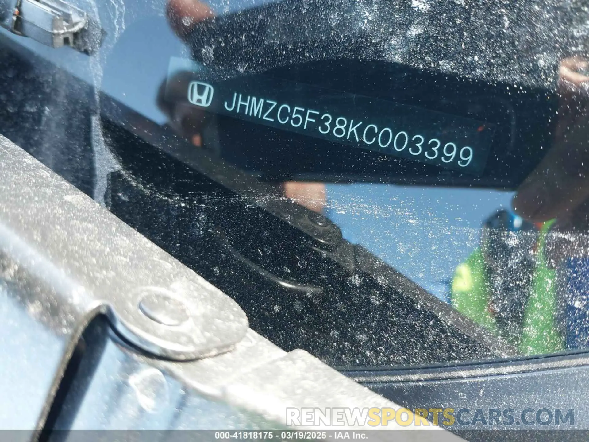 9 Фотография поврежденного автомобиля JHMZC5F38KC003399 HONDA CLARITY PLUG-IN HYBRID 2019