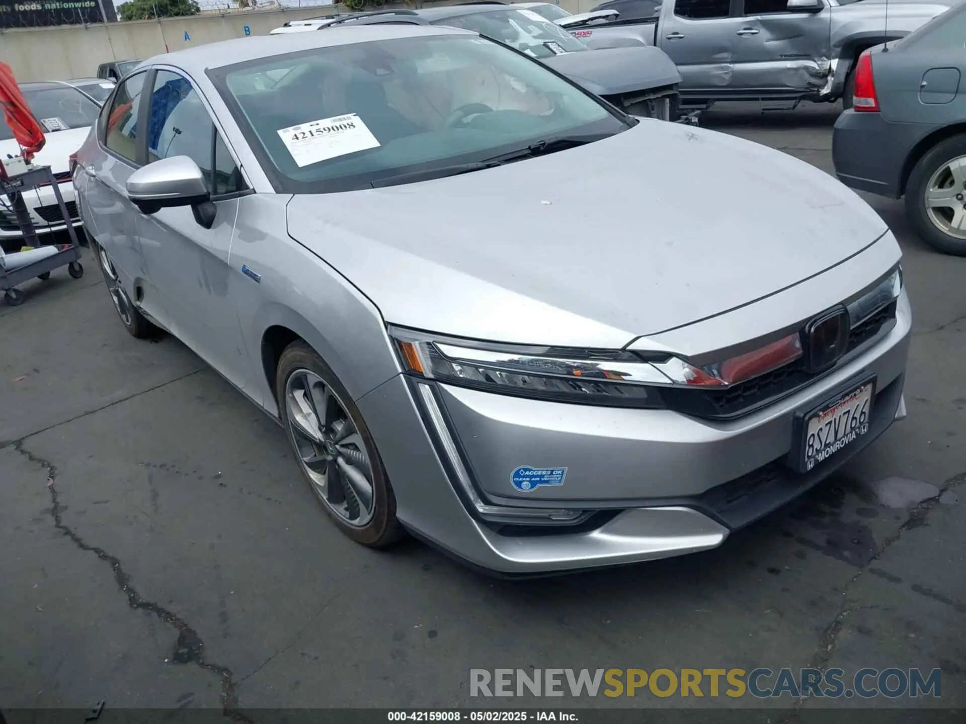 1 Photograph of a damaged car JHMZC5F16LC002204 HONDA CLARITY PLUG-IN HYBRID 2020
