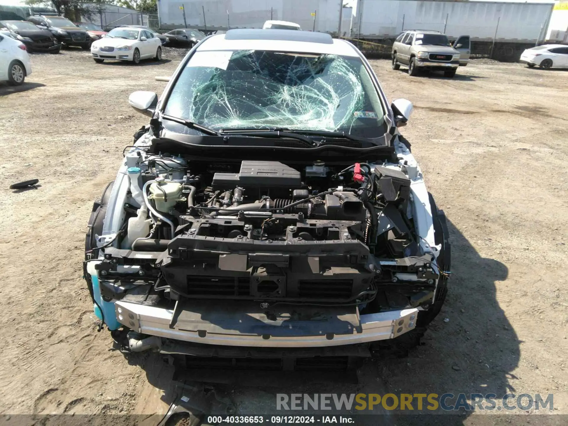 6 Photograph of a damaged car 2HKRW2H57HH615502 HONDA CR-V 2017