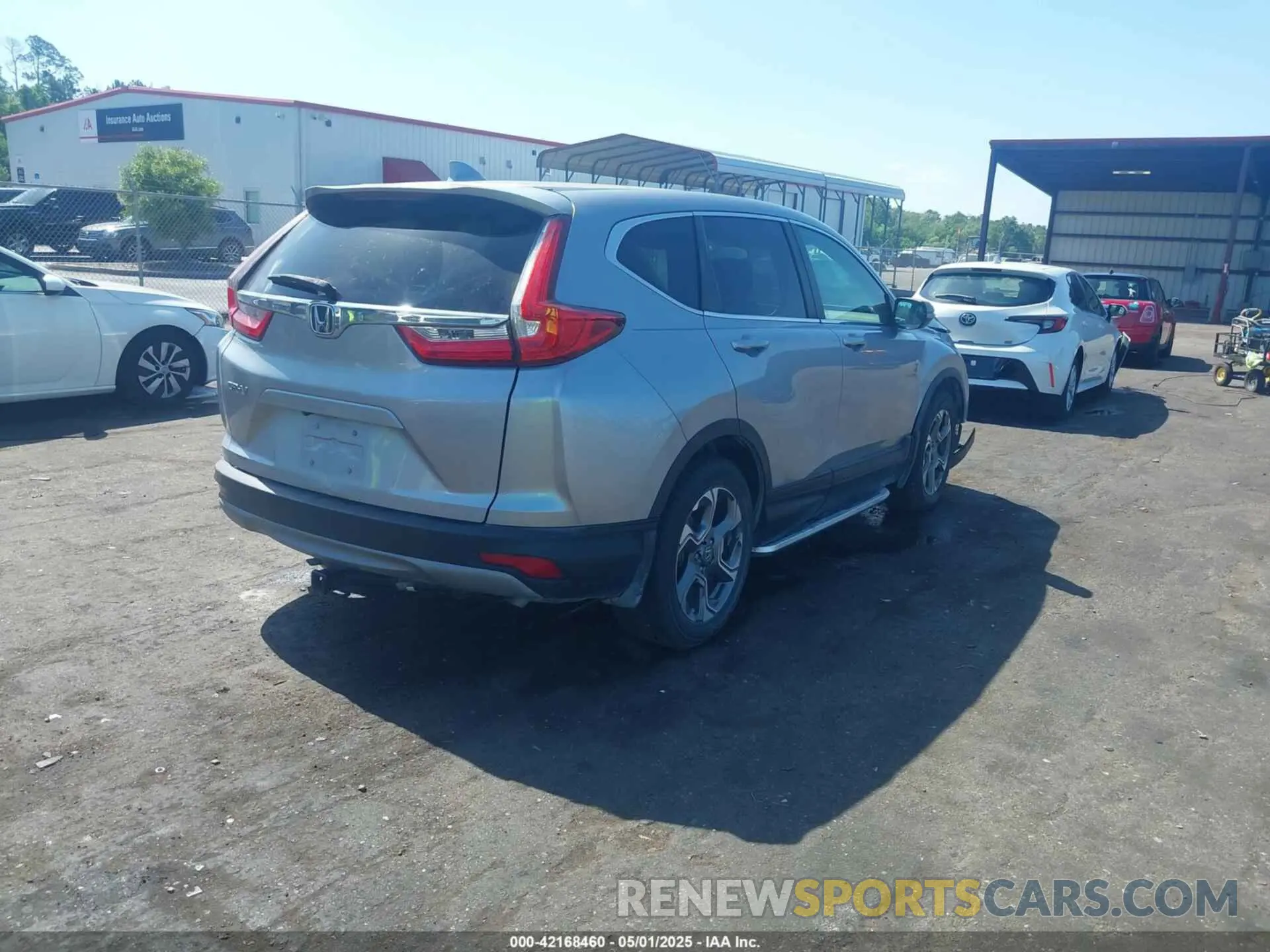 4 Photograph of a damaged car 2HKRW1H55KH515531 HONDA CR-V 2019