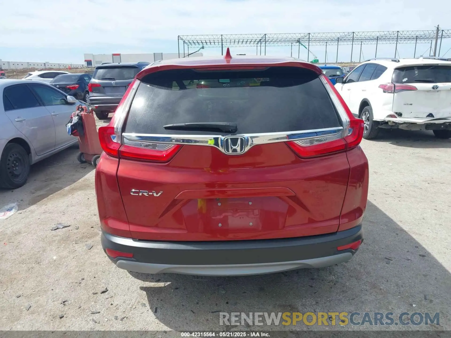 16 Photograph of a damaged car 2HKRW1H86KH502975 HONDA CR-V 2019