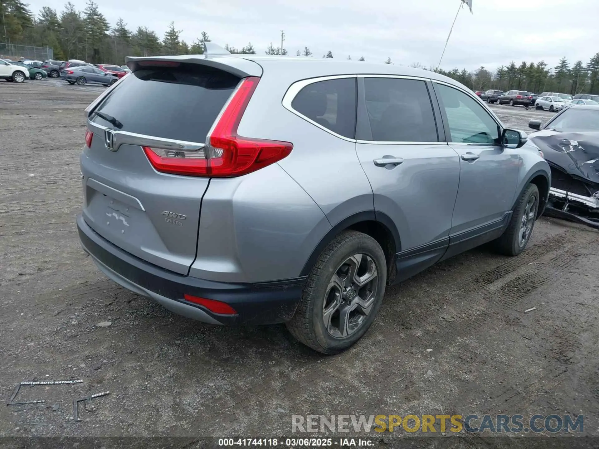 4 Фотография поврежденного автомобиля 2HKRW2H50KH649109 HONDA CR-V 2019