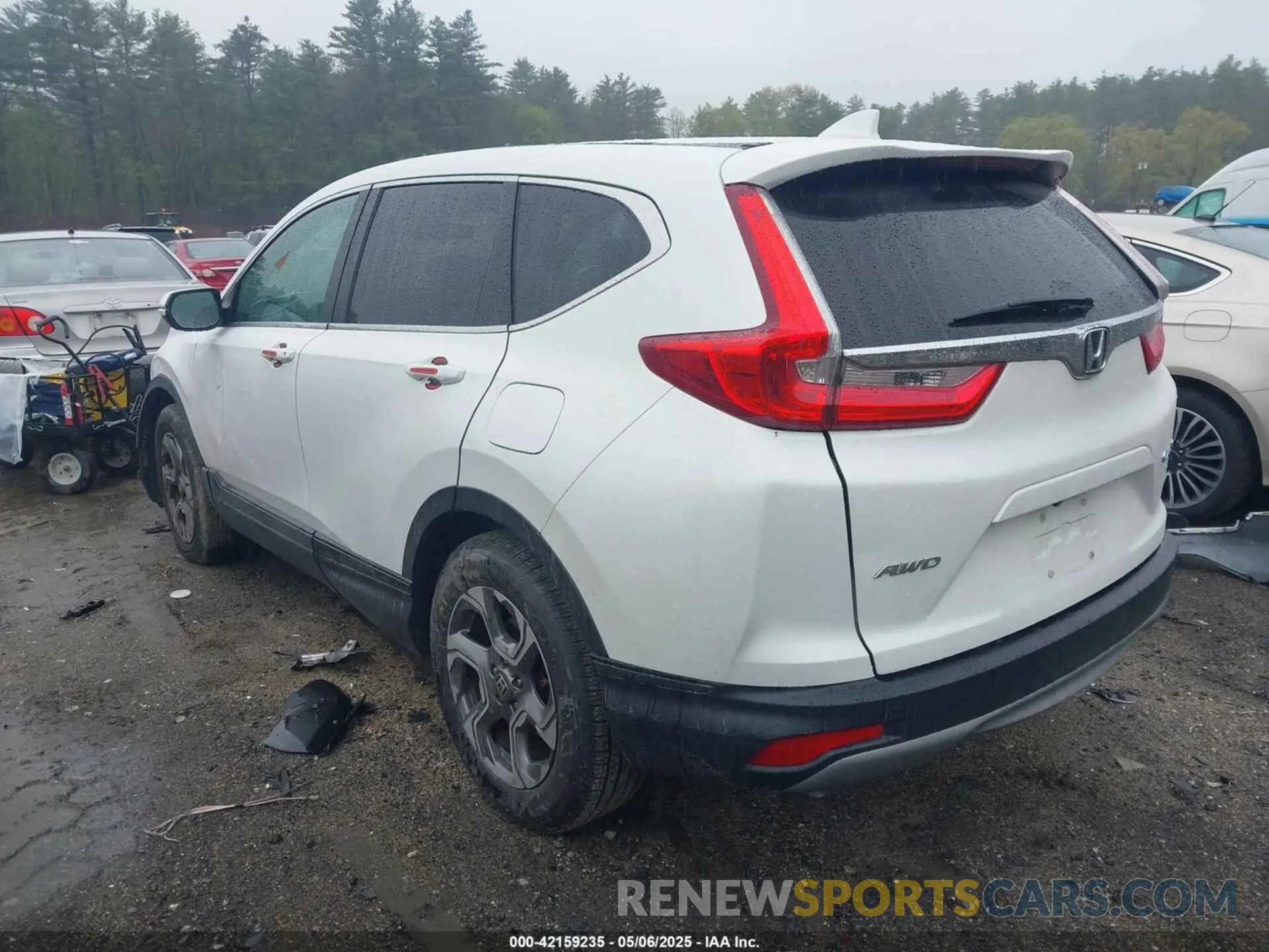 15 Photograph of a damaged car 2HKRW2H52KH660693 HONDA CR-V 2019