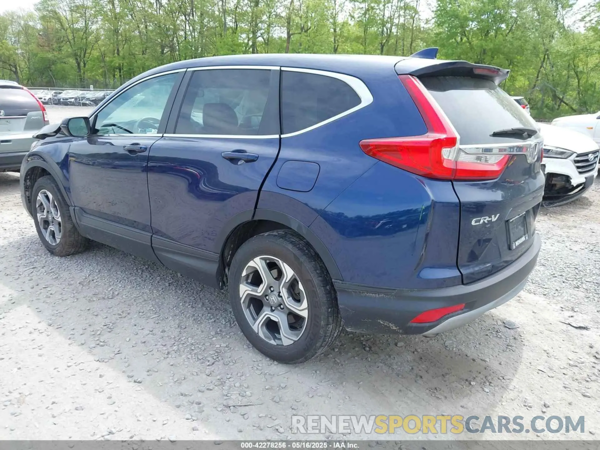 3 Фотография поврежденного автомобиля 2HKRW2H54KH657262 HONDA CR-V 2019