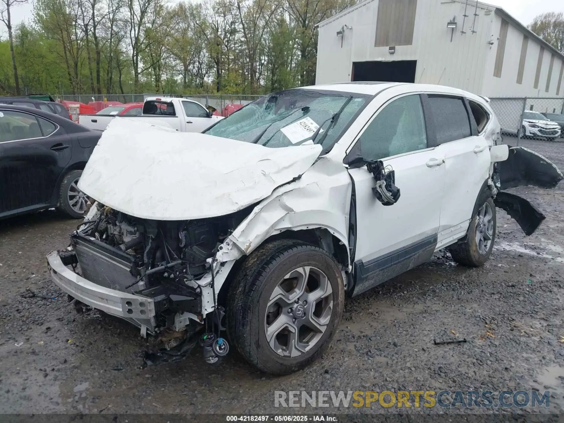 2 Photograph of a damaged car 2HKRW2H55KH602674 HONDA CR-V 2019