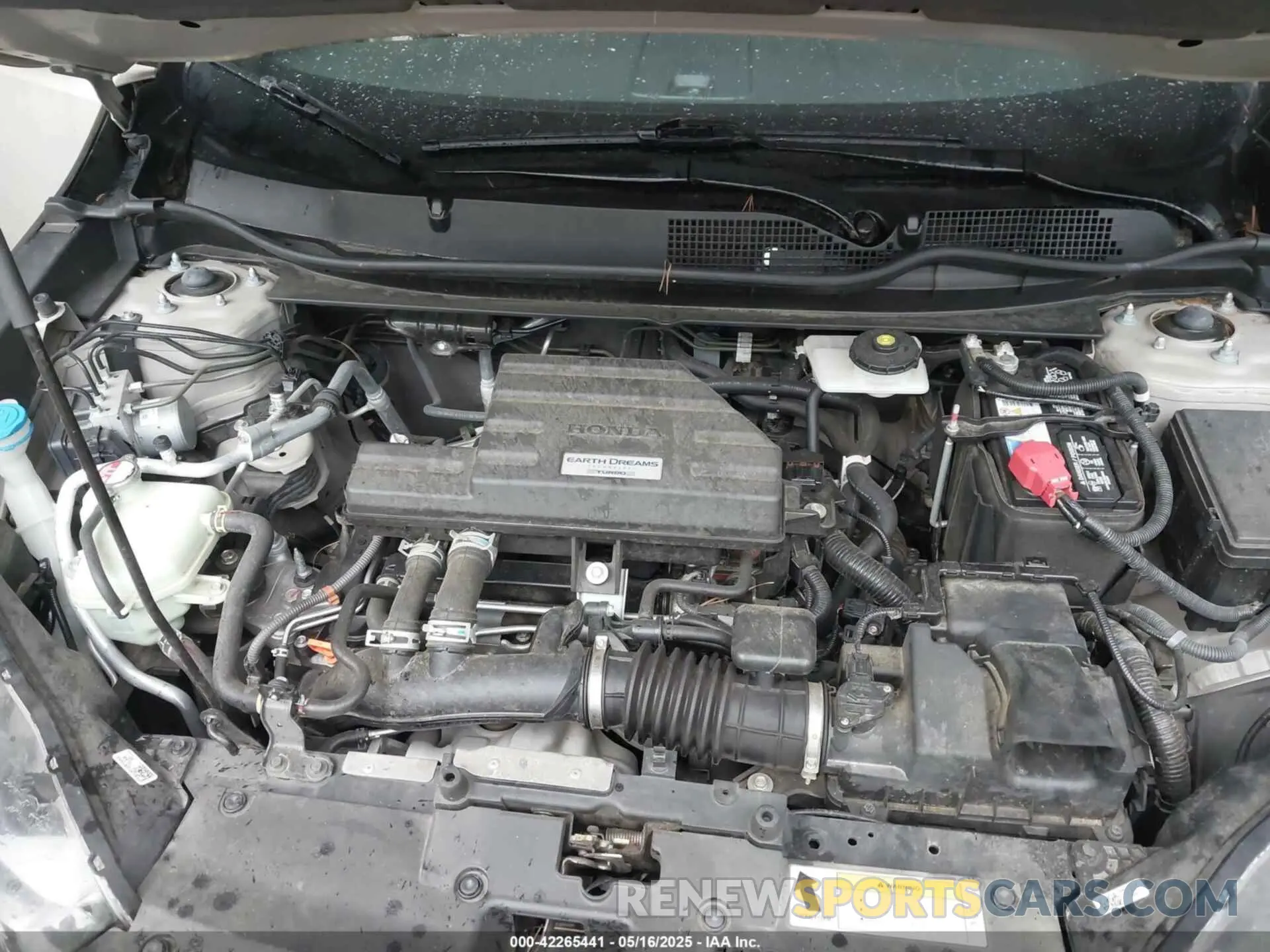 10 Photograph of a damaged car 2HKRW2H58KH601390 HONDA CR-V 2019