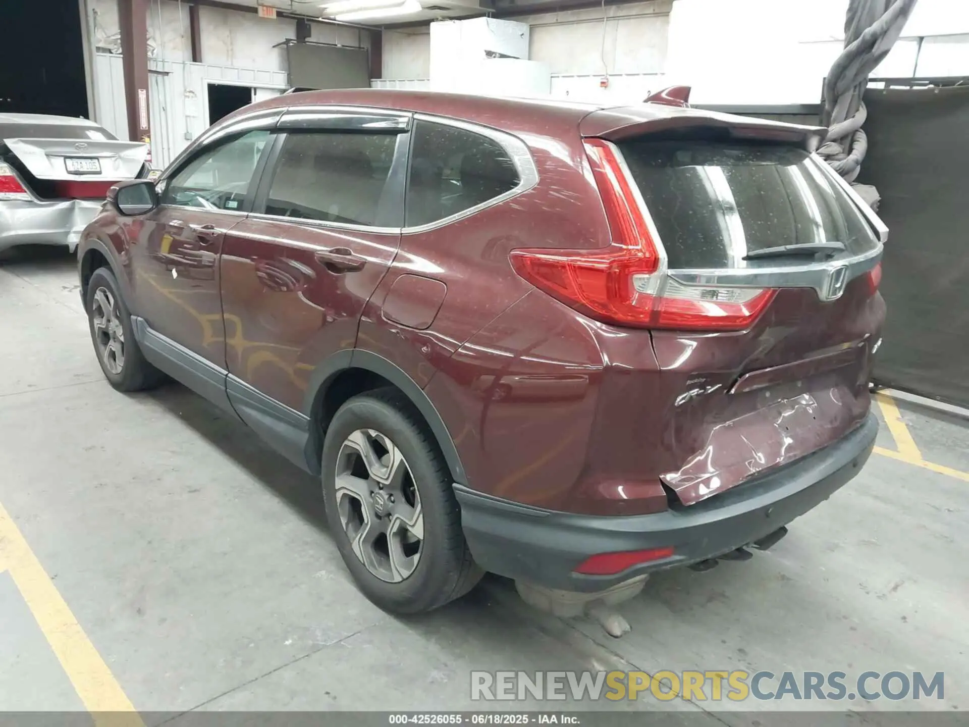 3 Photograph of a damaged car 2HKRW2H58KH617959 HONDA CR-V 2019