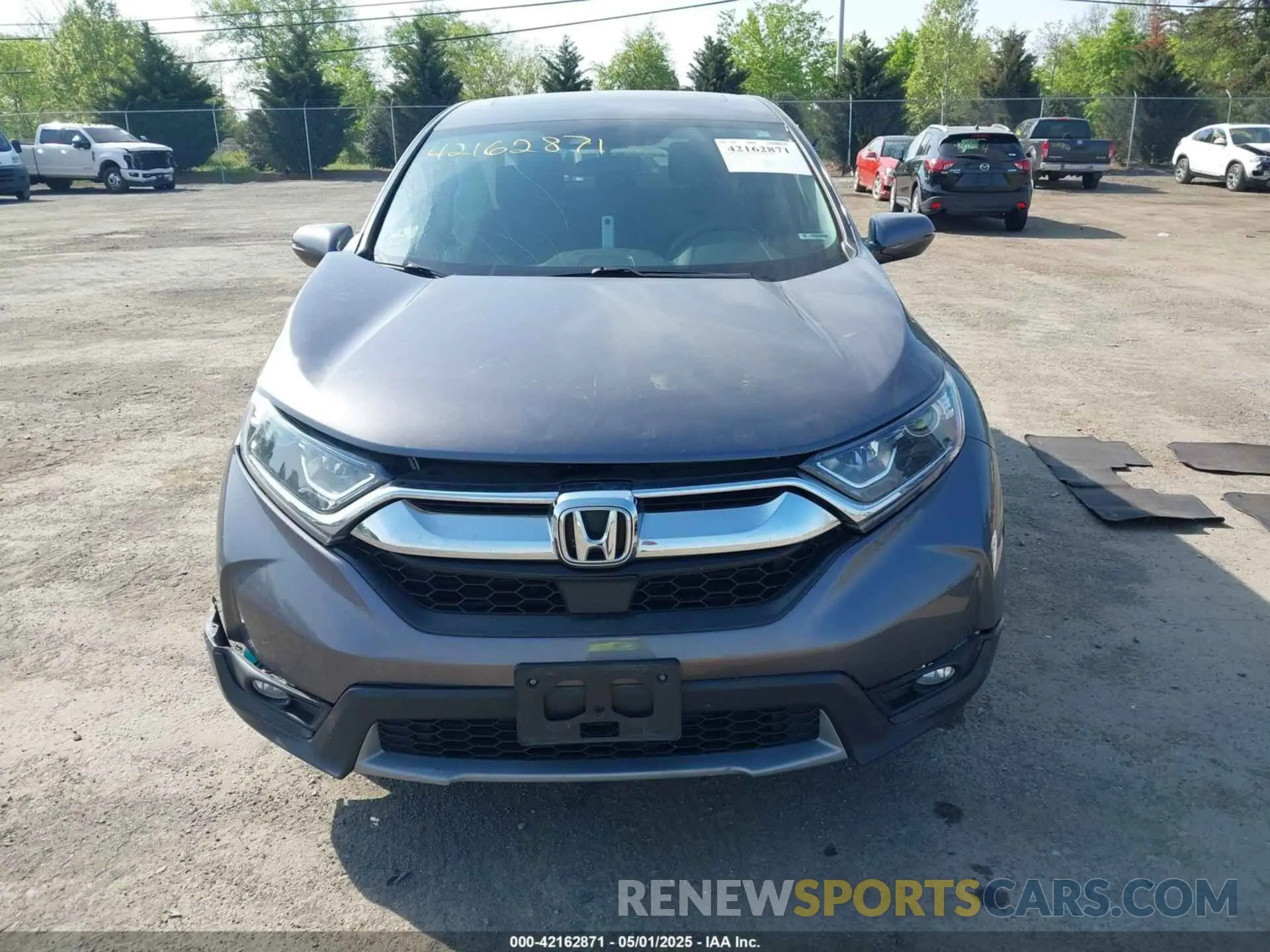 12 Photograph of a damaged car 2HKRW2H58KH641727 HONDA CR-V 2019