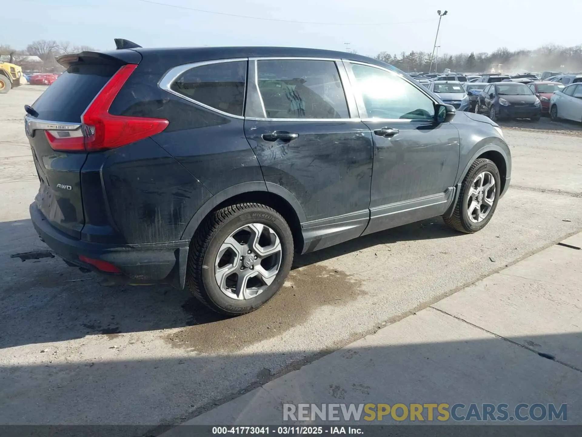 4 Фотография поврежденного автомобиля 2HKRW2H58KH660245 HONDA CR-V 2019