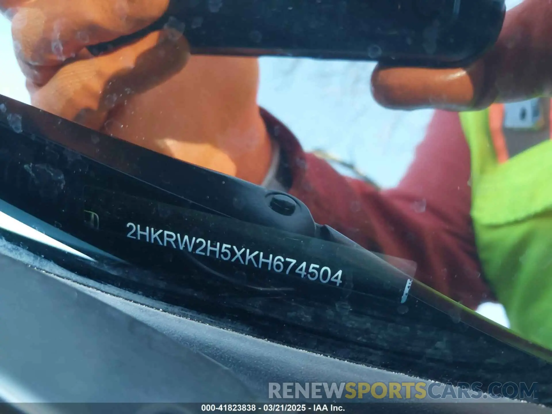 16 Фотография поврежденного автомобиля 2HKRW2H5XKH674504 HONDA CR-V 2019