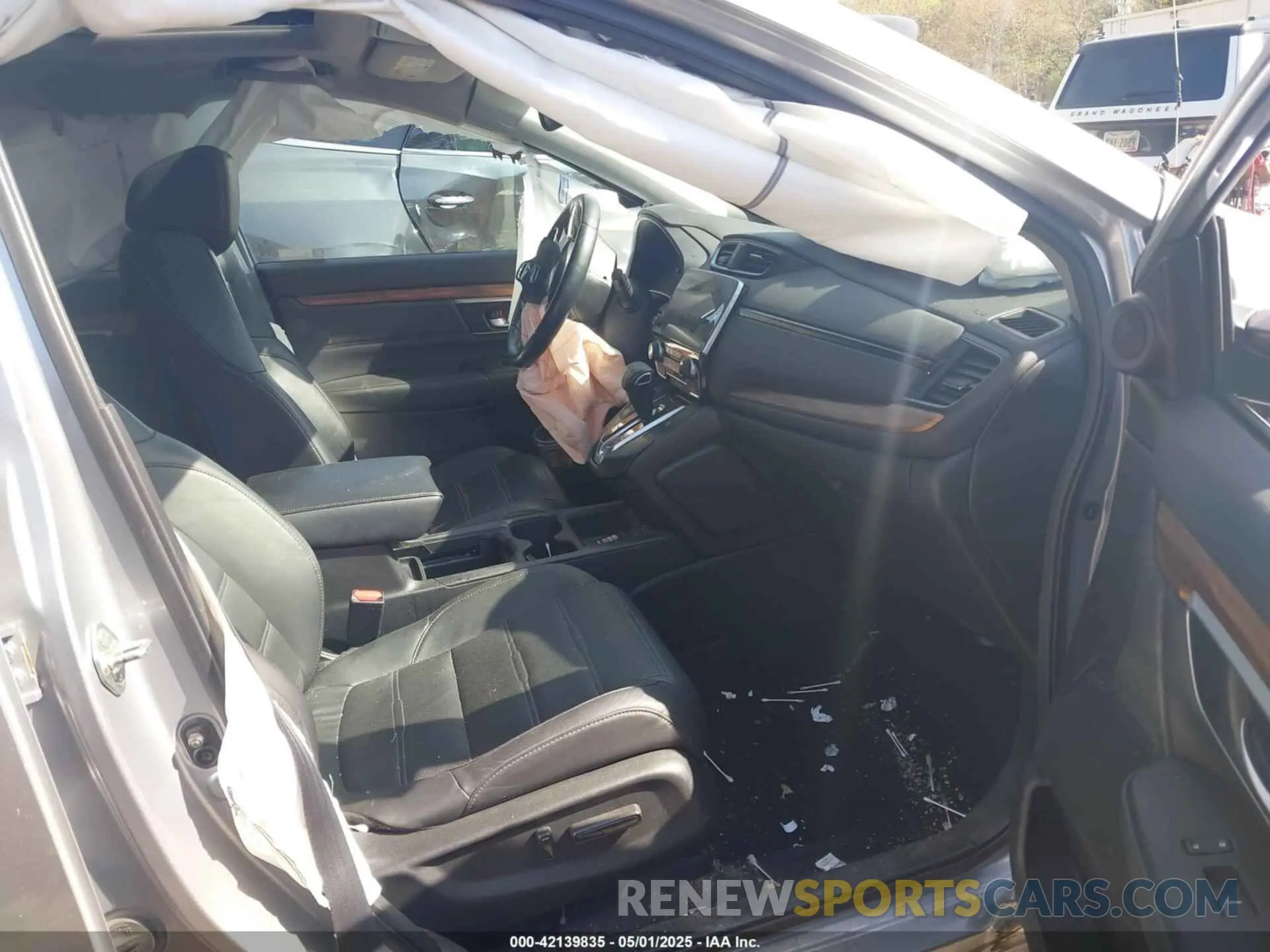 5 Фотография поврежденного автомобиля 2HKRW2H81KH607638 HONDA CR-V 2019