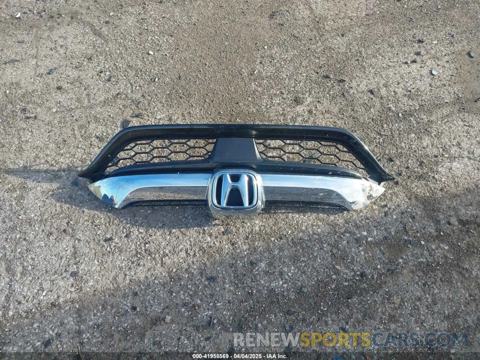 11 Photograph of a damaged car 2HKRW2H82KH660817 HONDA CR-V 2019