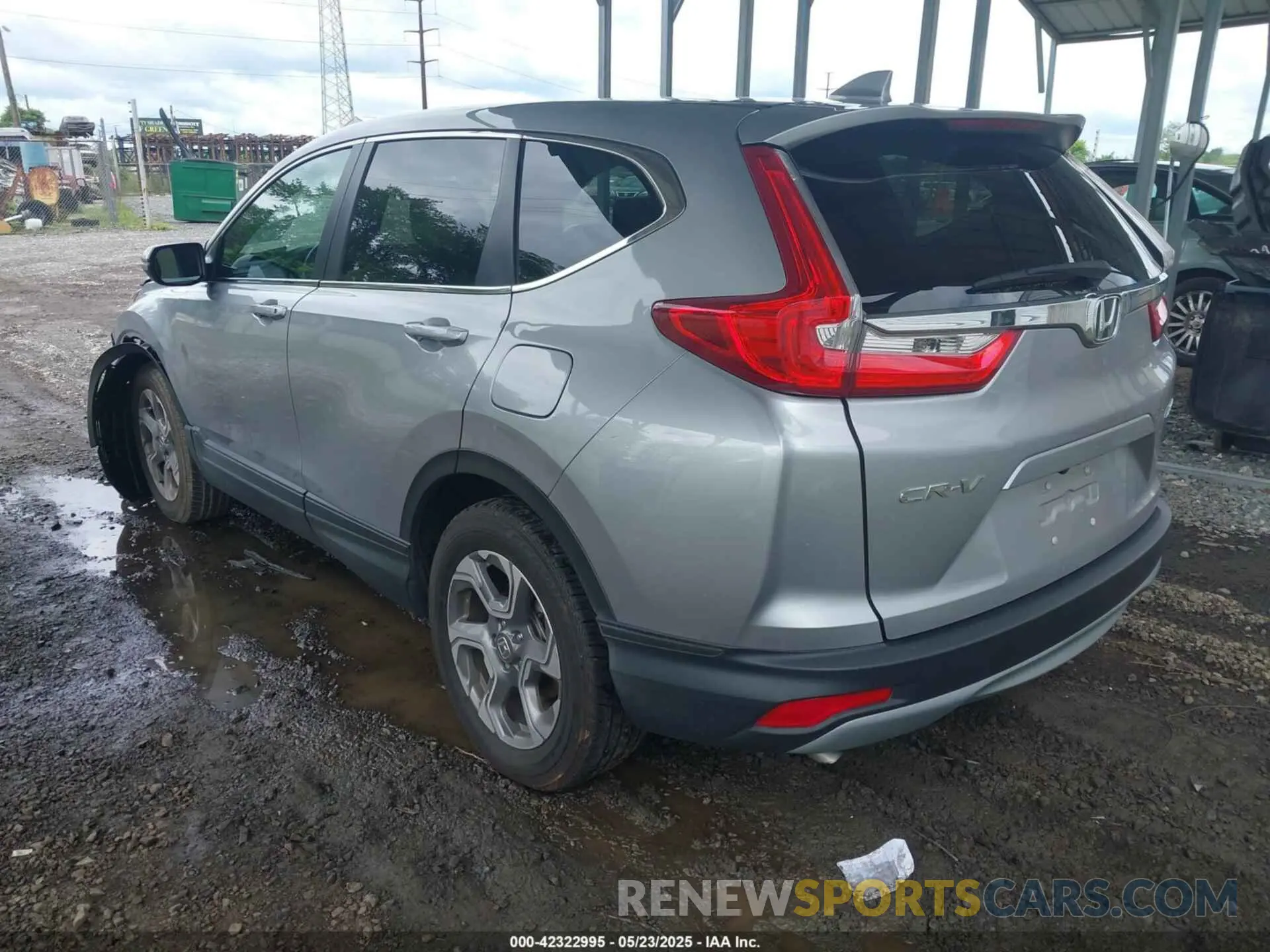 3 Photograph of a damaged car 2HKRW2H83KH614865 HONDA CR-V 2019
