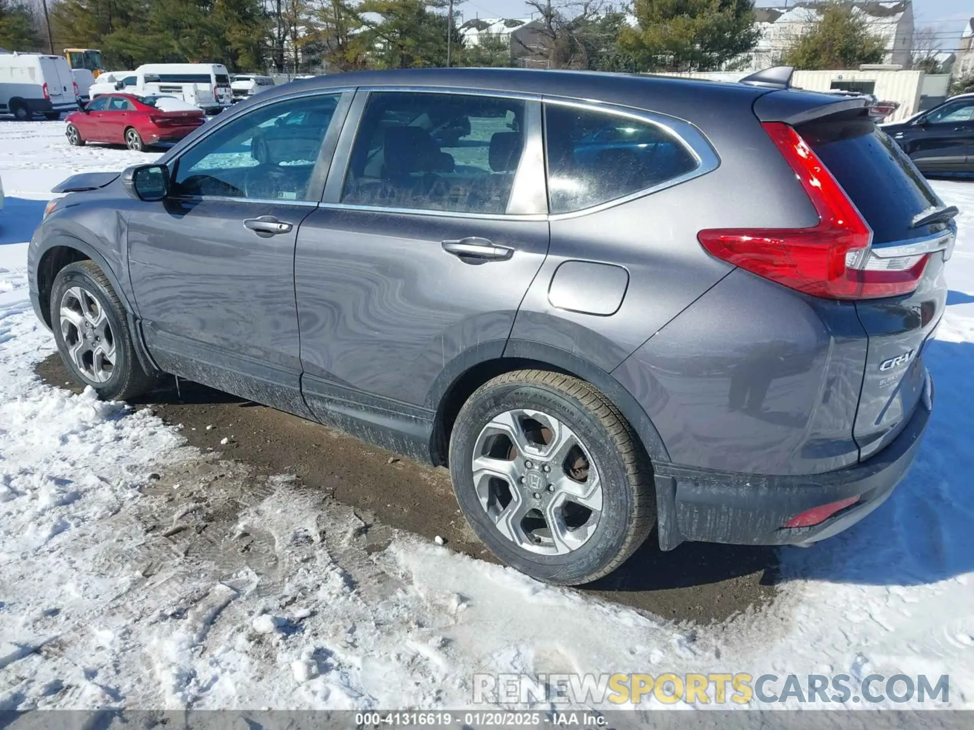 3 Фотография поврежденного автомобиля 2HKRW2H8XKH671869 HONDA CR-V 2019