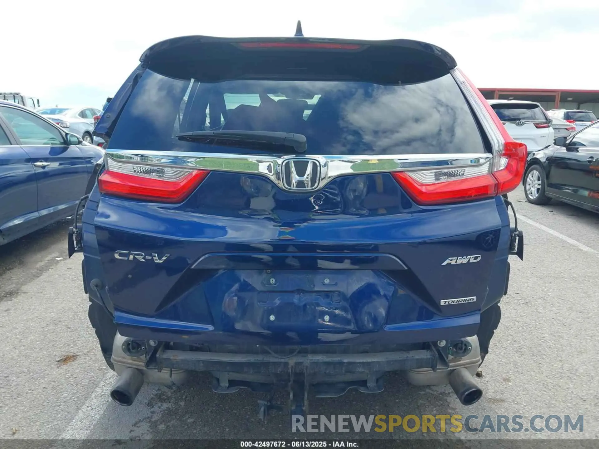 22 Photograph of a damaged car 2HKRW2H92KH607057 HONDA CR-V 2019