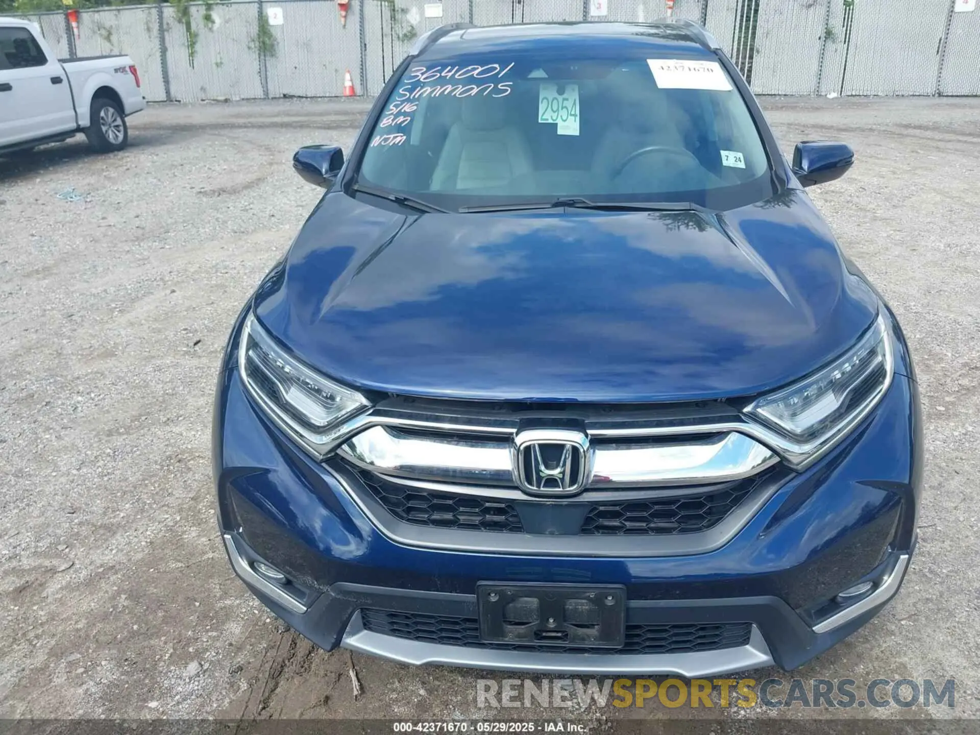 12 Photograph of a damaged car 2HKRW2H97KH640149 HONDA CR-V 2019