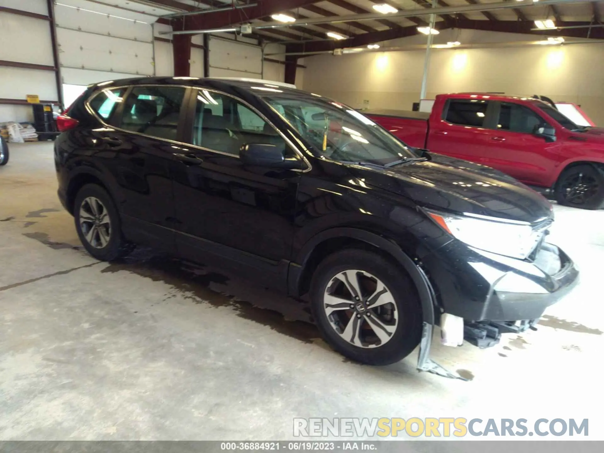 1 Photograph of a damaged car 2HKRW5H30KH417867 HONDA CR-V 2019