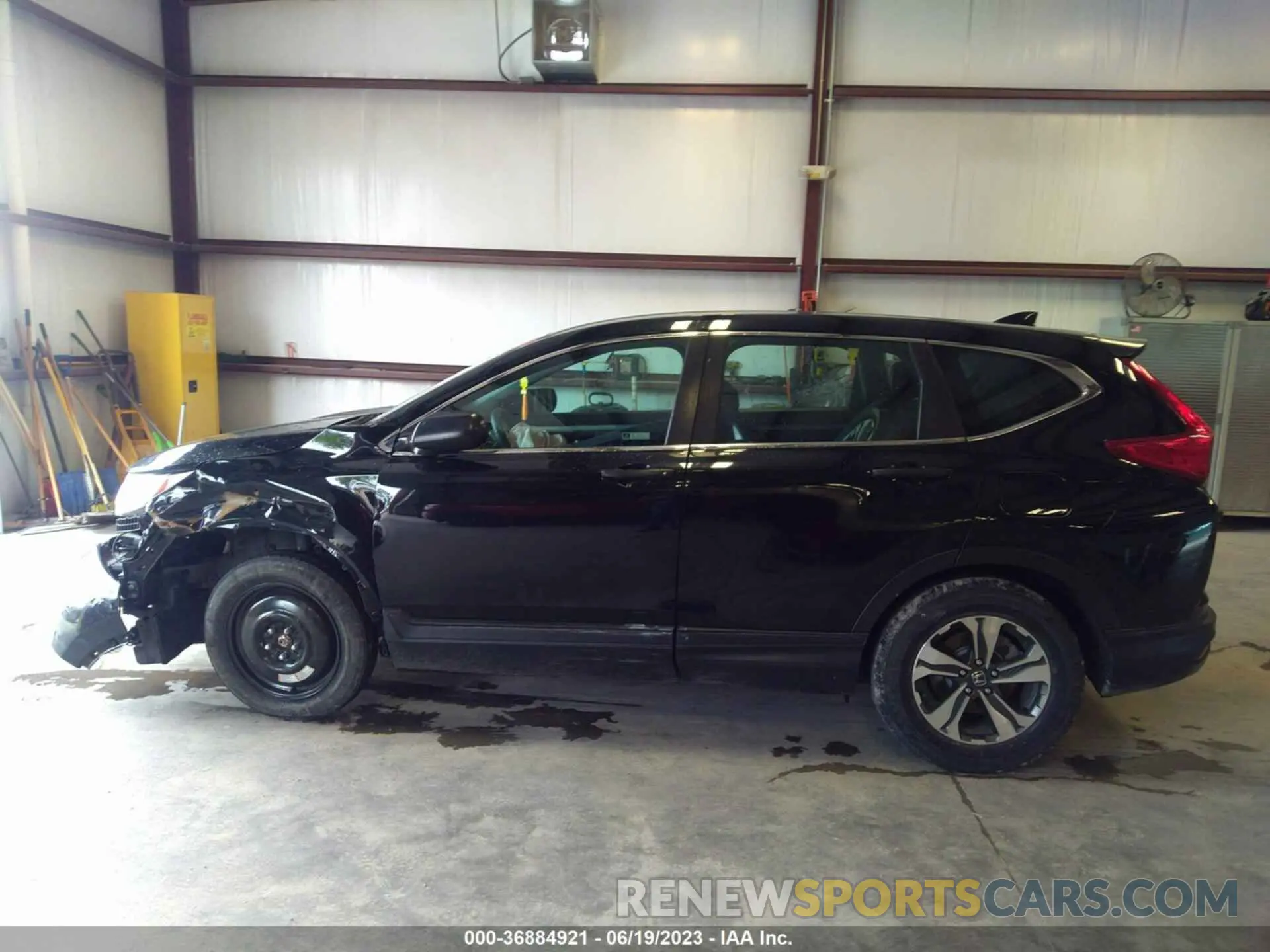 14 Photograph of a damaged car 2HKRW5H30KH417867 HONDA CR-V 2019
