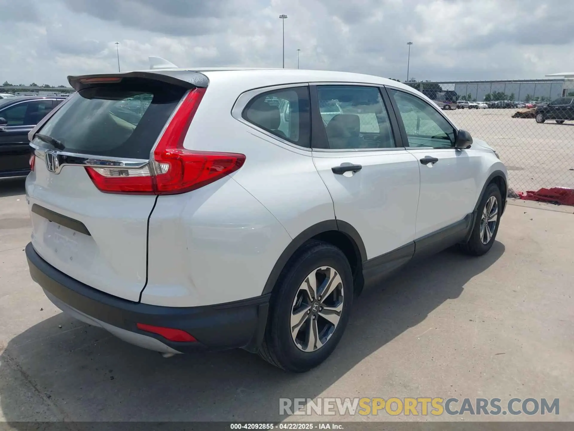 4 Фотография поврежденного автомобиля 2HKRW5H32KH414940 HONDA CR-V 2019