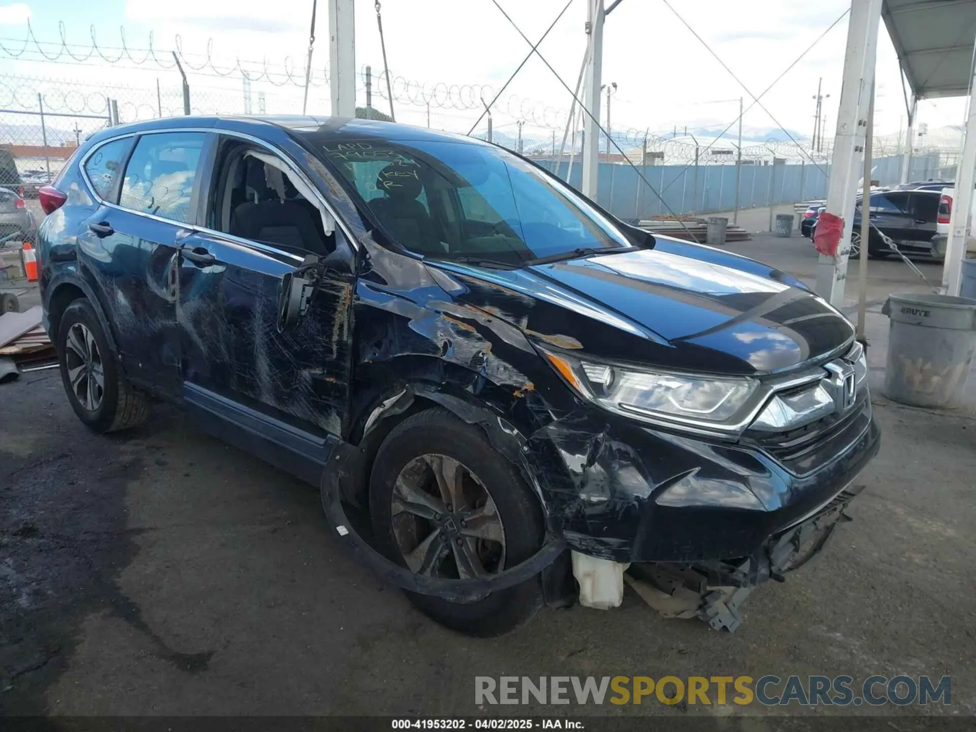 1 Фотография поврежденного автомобиля 2HKRW5H33KH406779 HONDA CR-V 2019