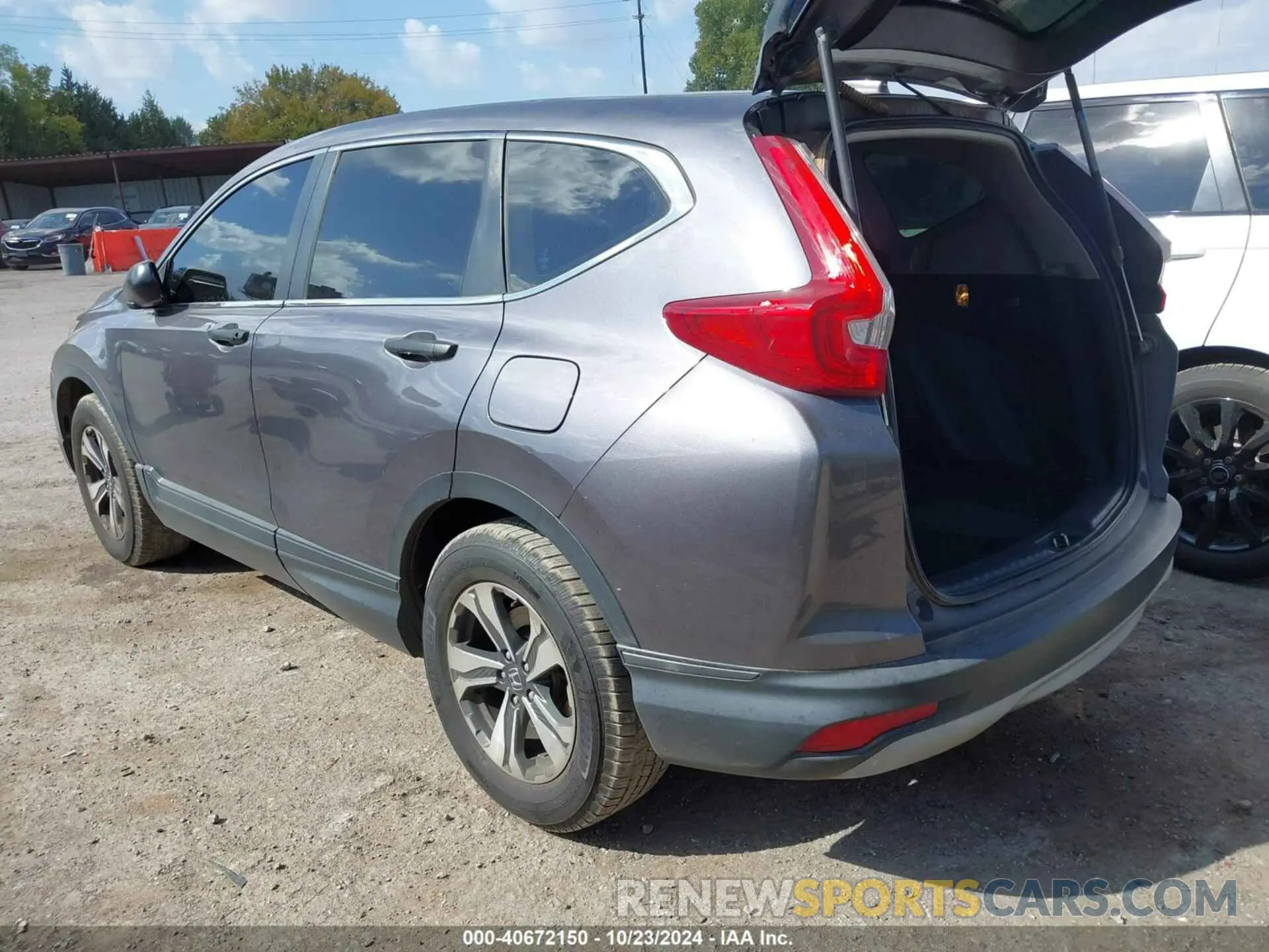 3 Photograph of a damaged car 2HKRW5H33KH420732 HONDA CR-V 2019