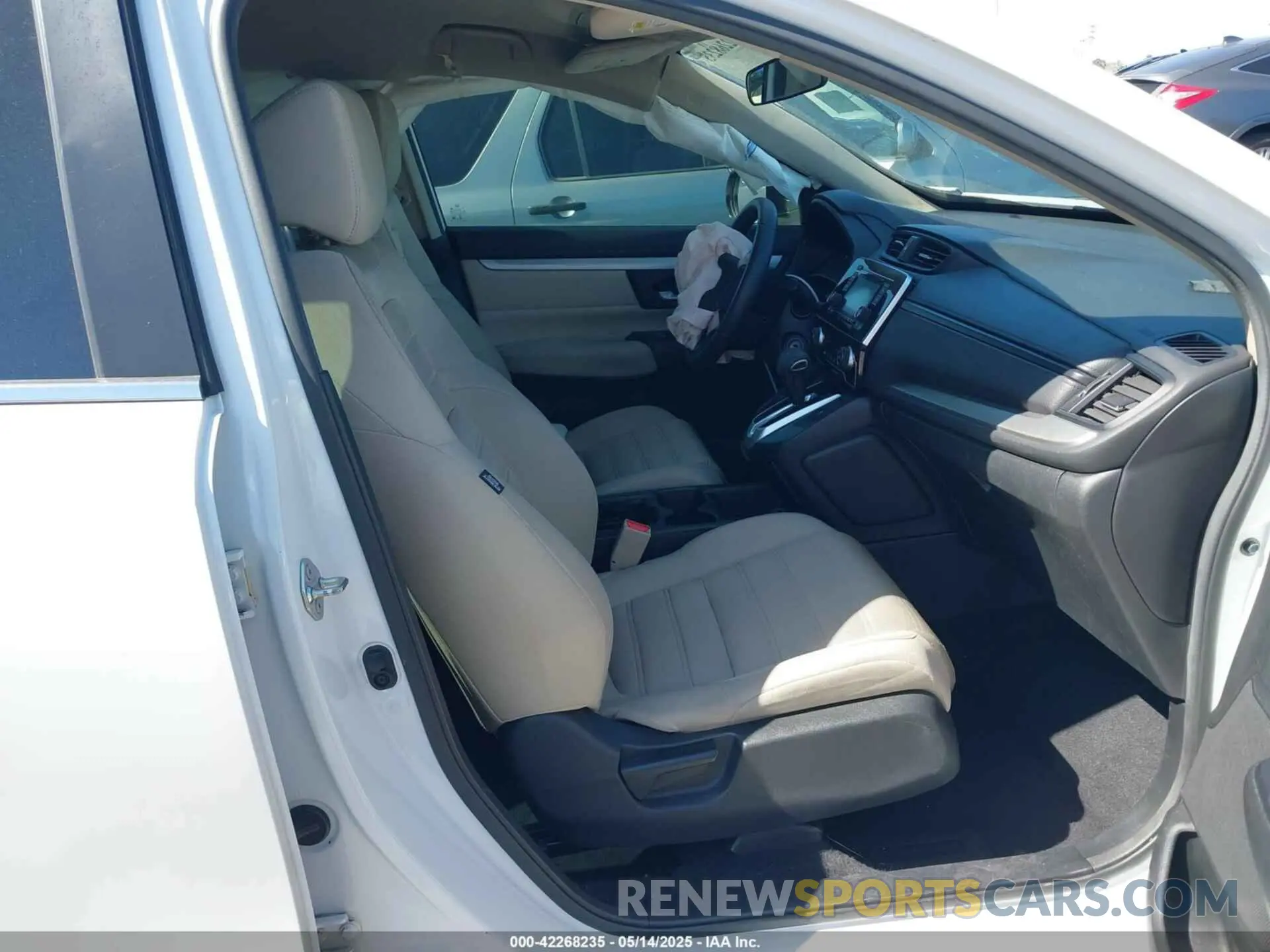 5 Фотография поврежденного автомобиля 2HKRW5H34KH405284 HONDA CR-V 2019
