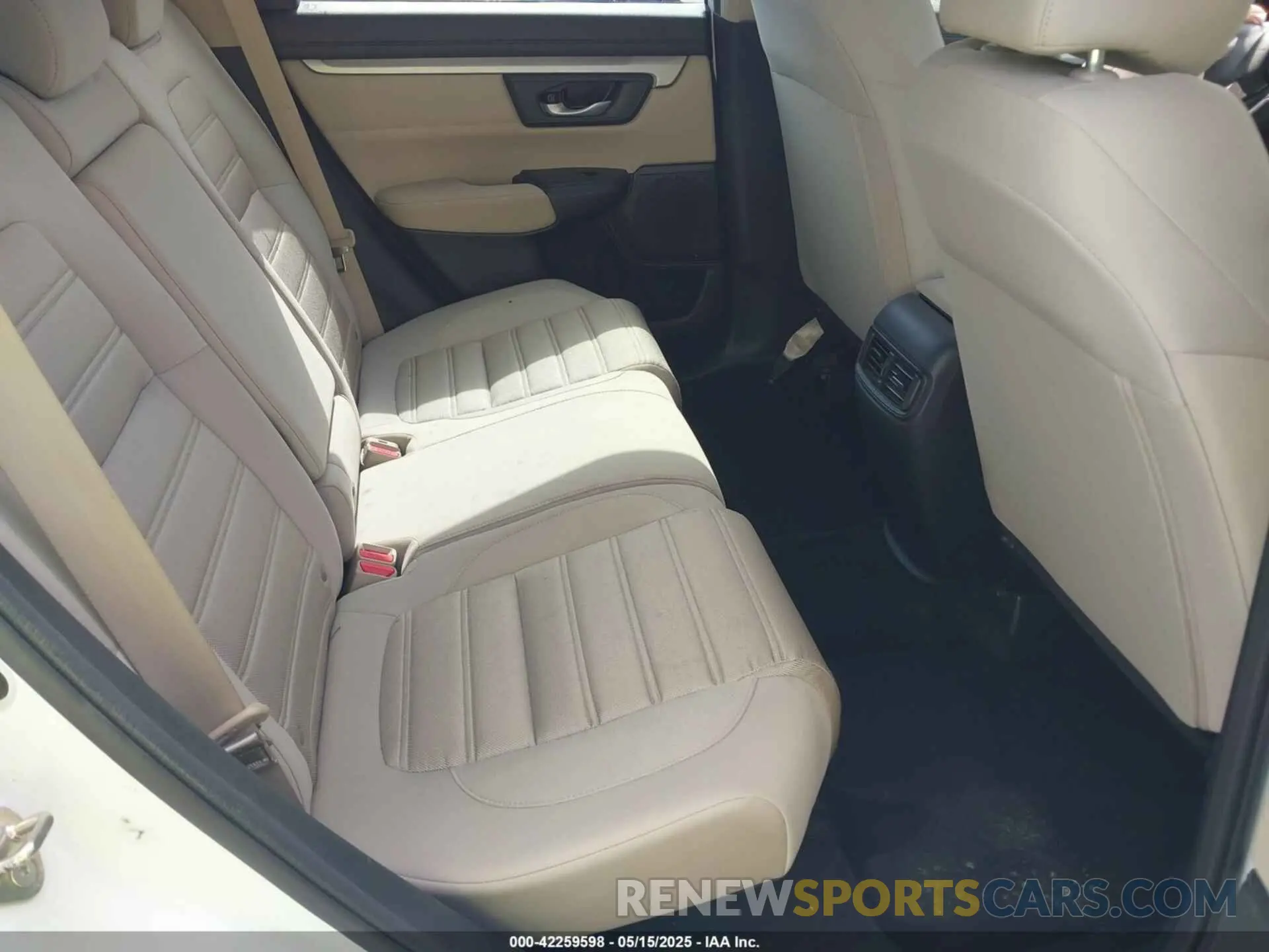 8 Фотография поврежденного автомобиля 2HKRW5H36KH412429 HONDA CR-V 2019