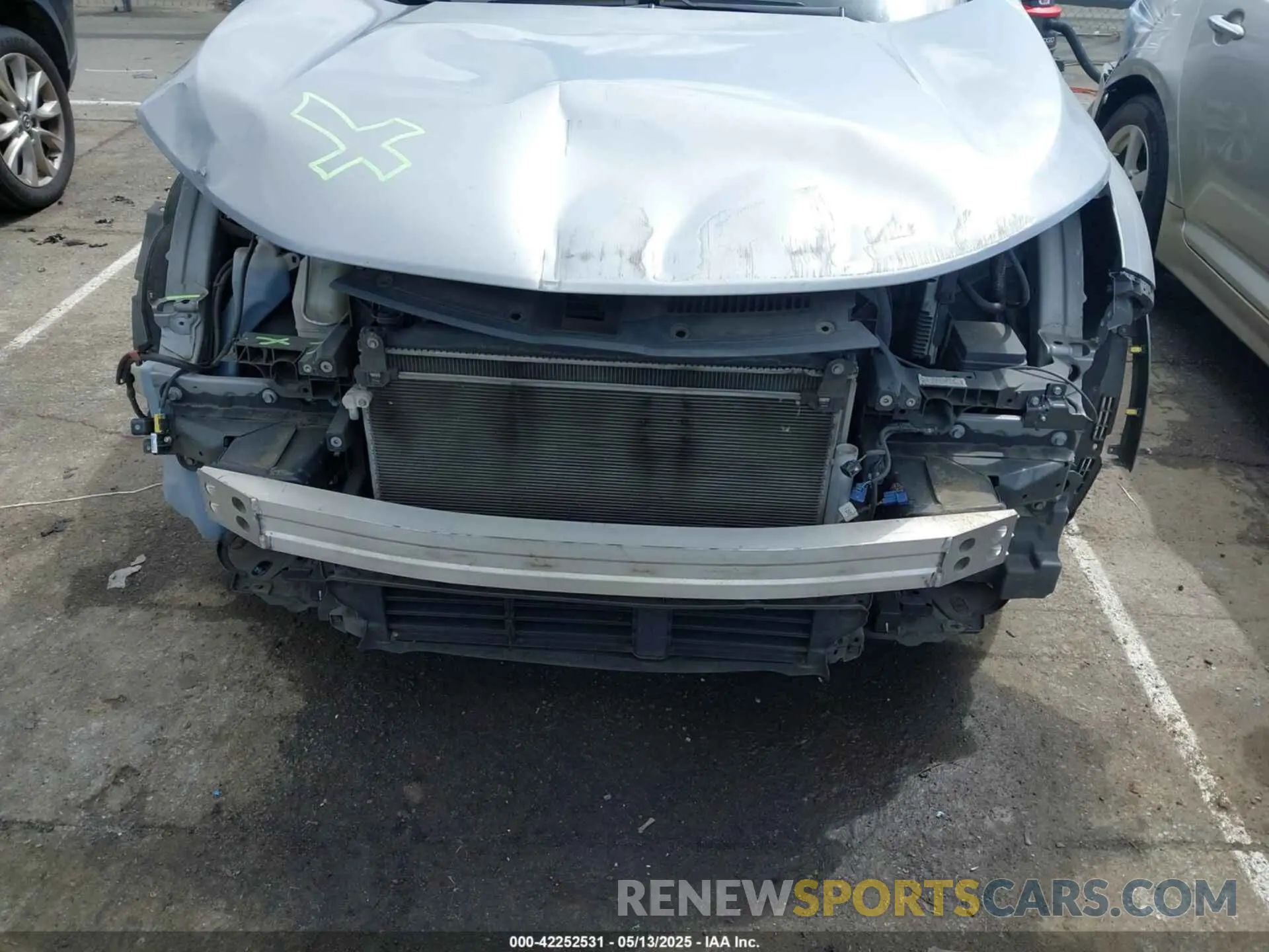 18 Photograph of a damaged car 2HKRW5H36KH416089 HONDA CR-V 2019