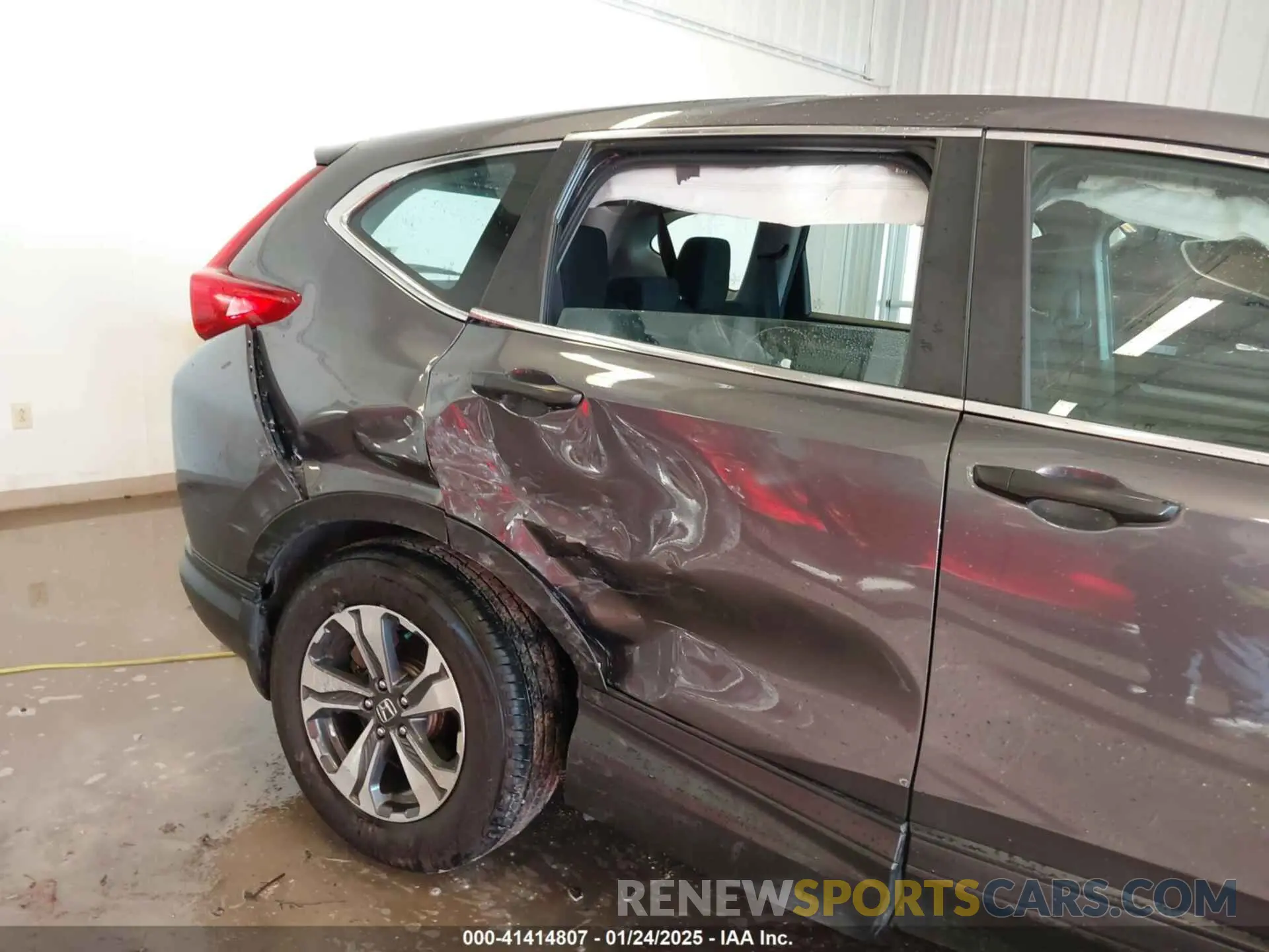 6 Фотография поврежденного автомобиля 2HKRW5H36KH422345 HONDA CR-V 2019