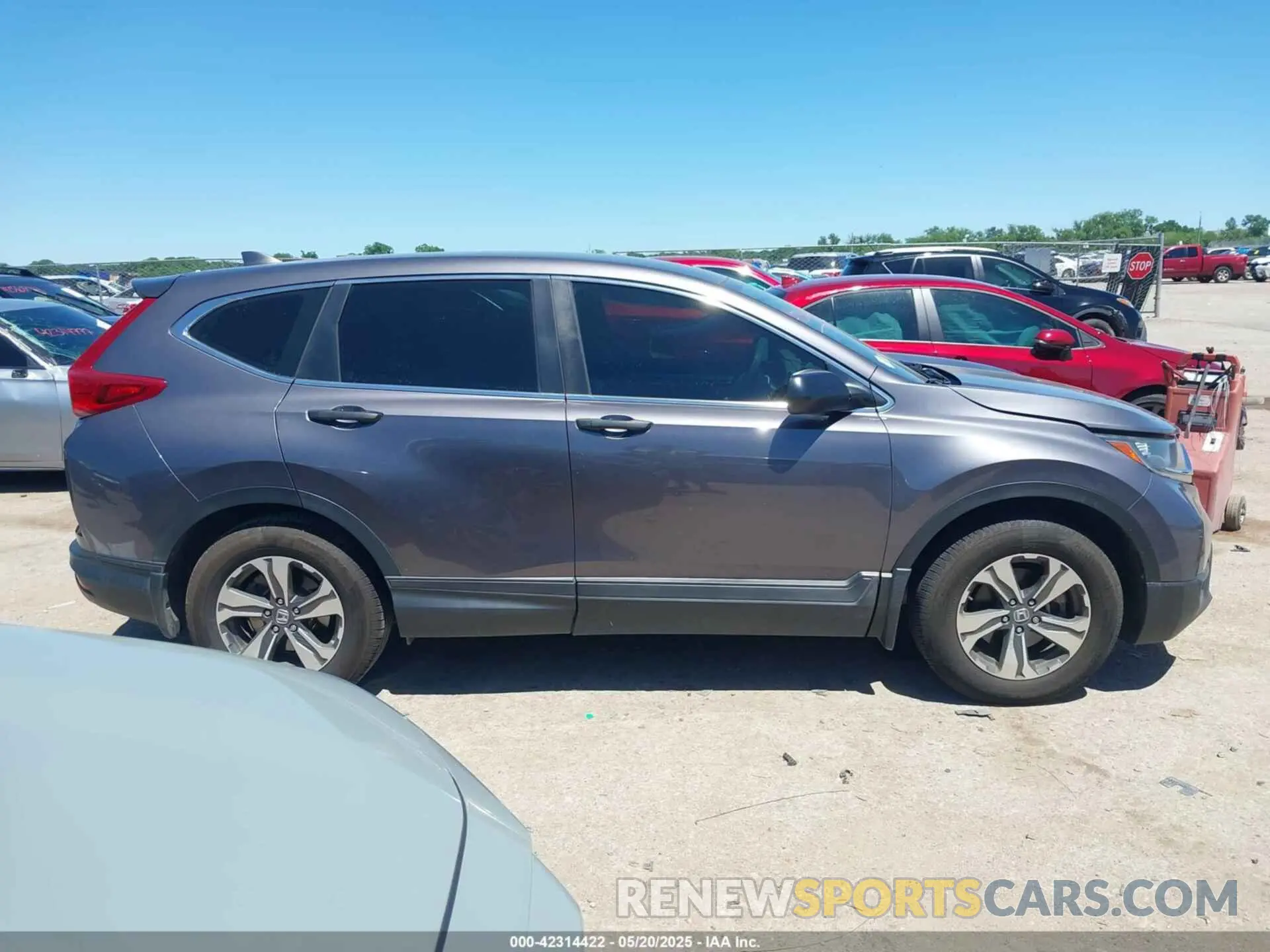 13 Photograph of a damaged car 2HKRW5H3XKH413731 HONDA CR-V 2019