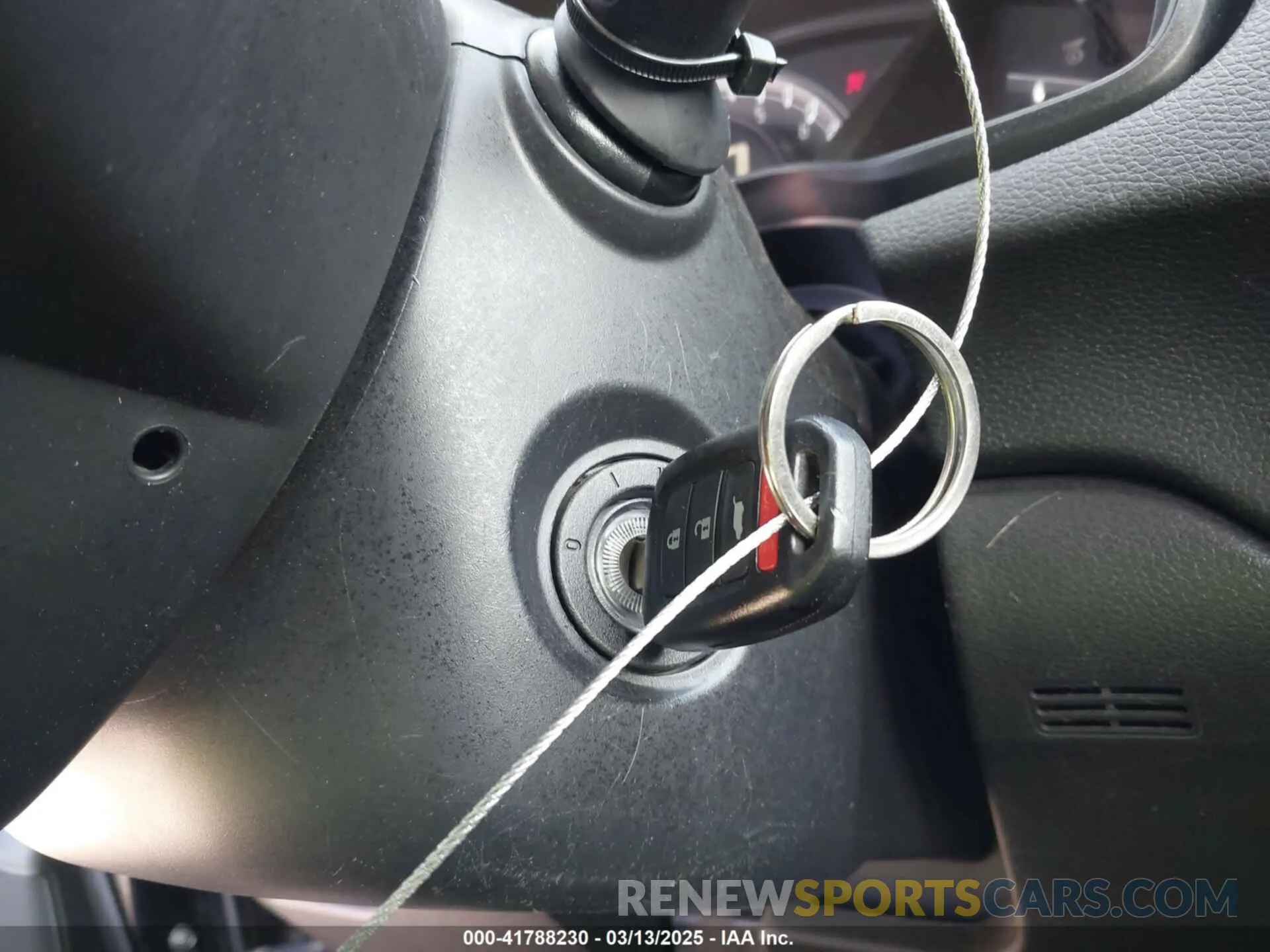 11 Photograph of a damaged car 2HKRW6H31KH208935 HONDA CR-V 2019