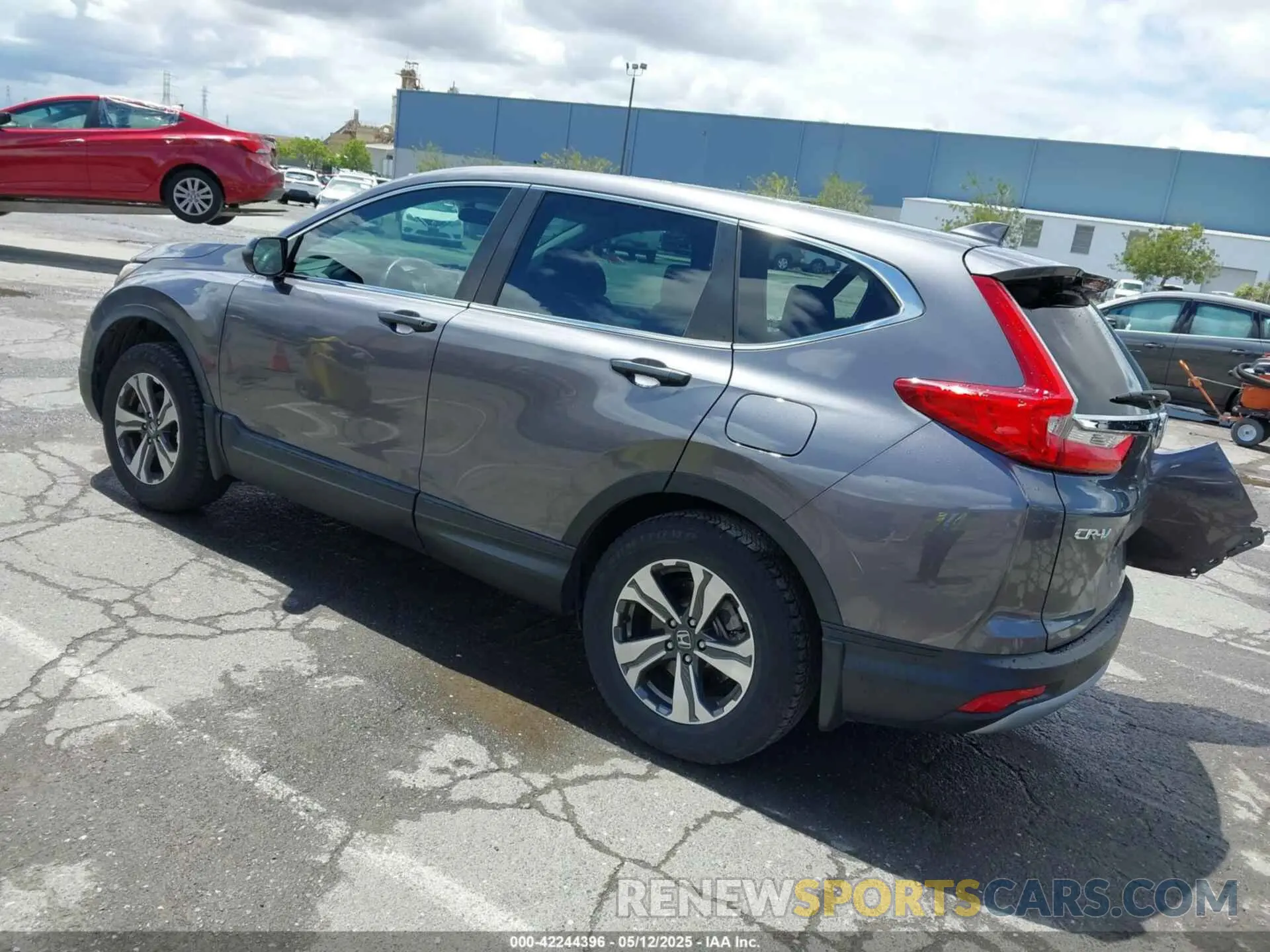 3 Photograph of a damaged car 2HKRW6H32KH223945 HONDA CR-V 2019