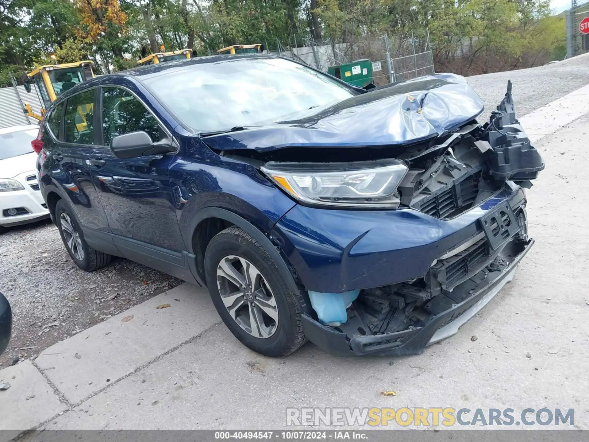 1 Photograph of a damaged car 2HKRW6H34KH204409 HONDA CR-V 2019
