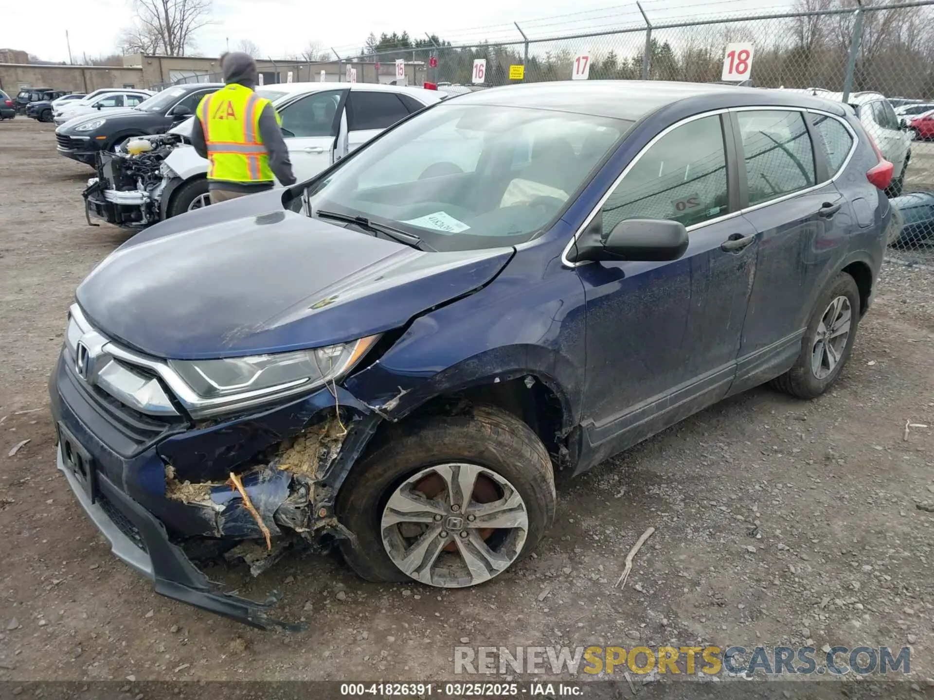 2 Photograph of a damaged car 2HKRW6H34KH207519 HONDA CR-V 2019