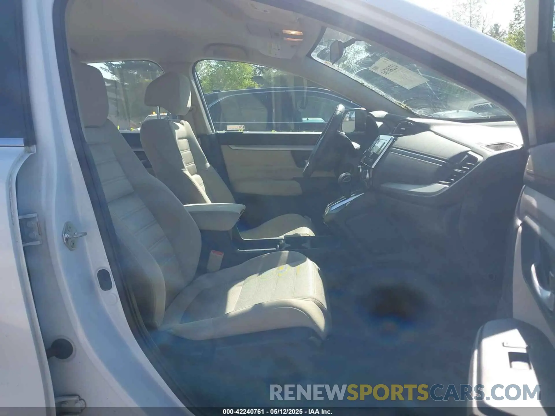 5 Фотография поврежденного автомобиля 2HKRW6H35KH222773 HONDA CR-V 2019