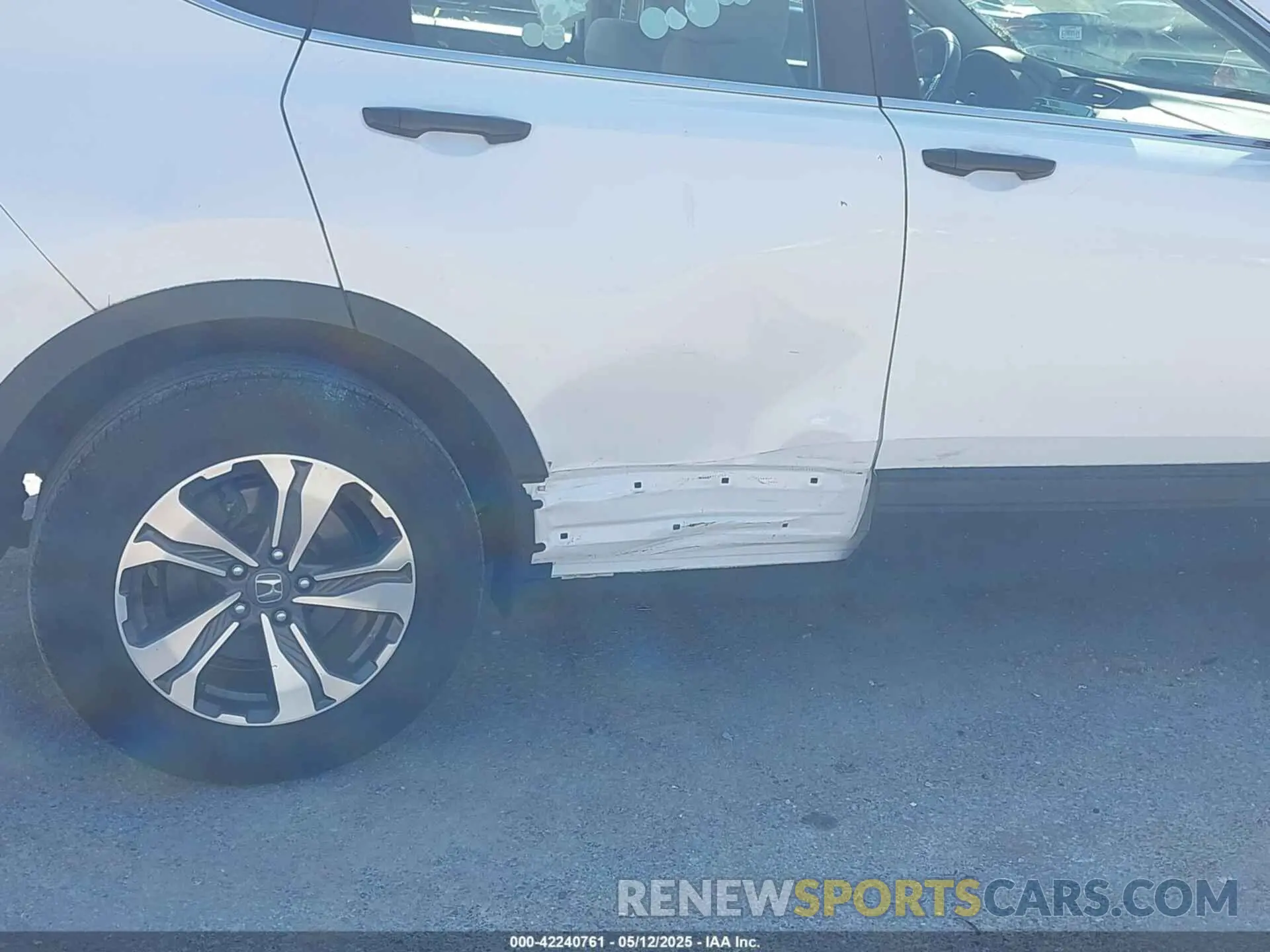 6 Фотография поврежденного автомобиля 2HKRW6H35KH222773 HONDA CR-V 2019