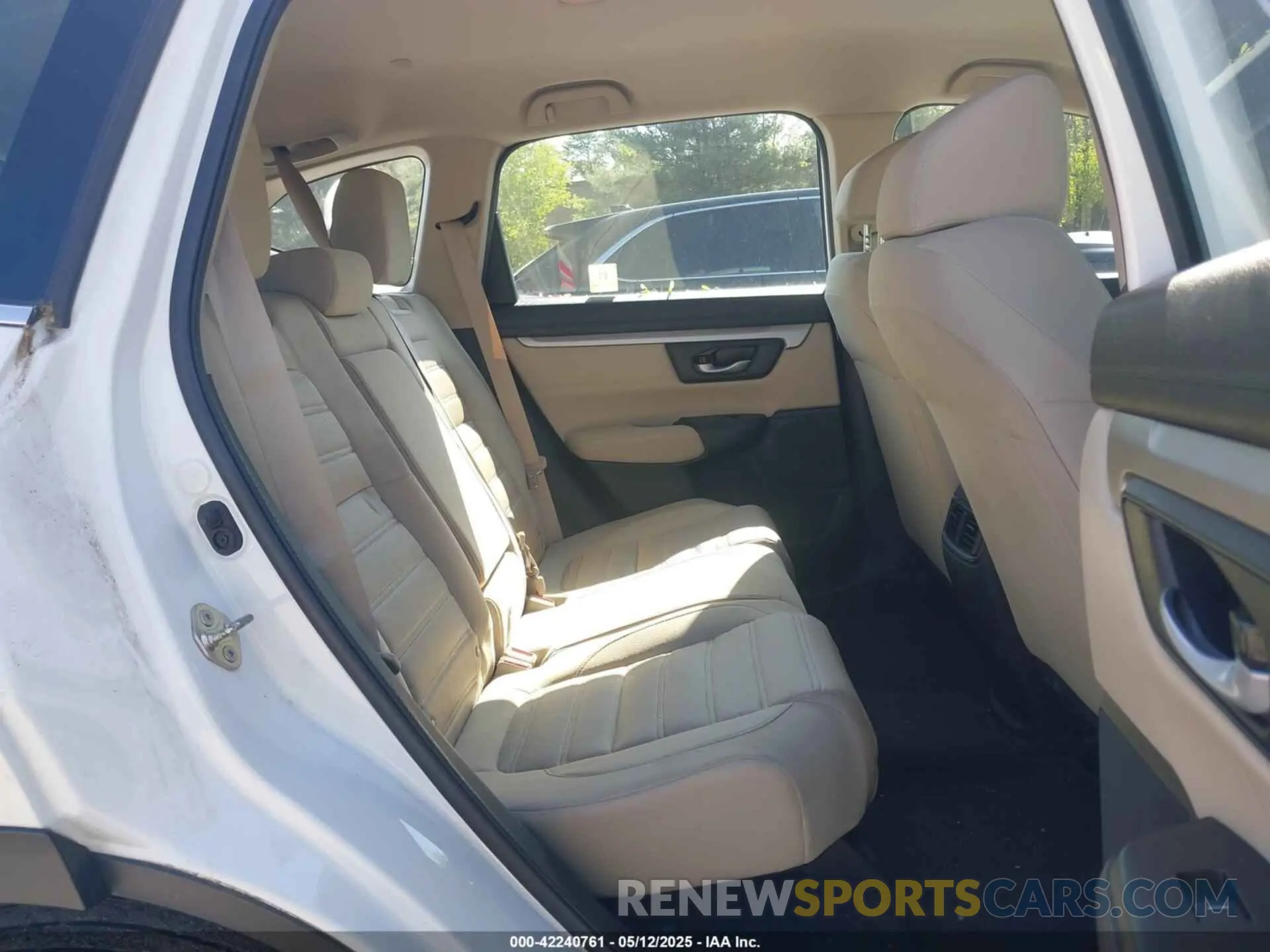 8 Фотография поврежденного автомобиля 2HKRW6H35KH222773 HONDA CR-V 2019