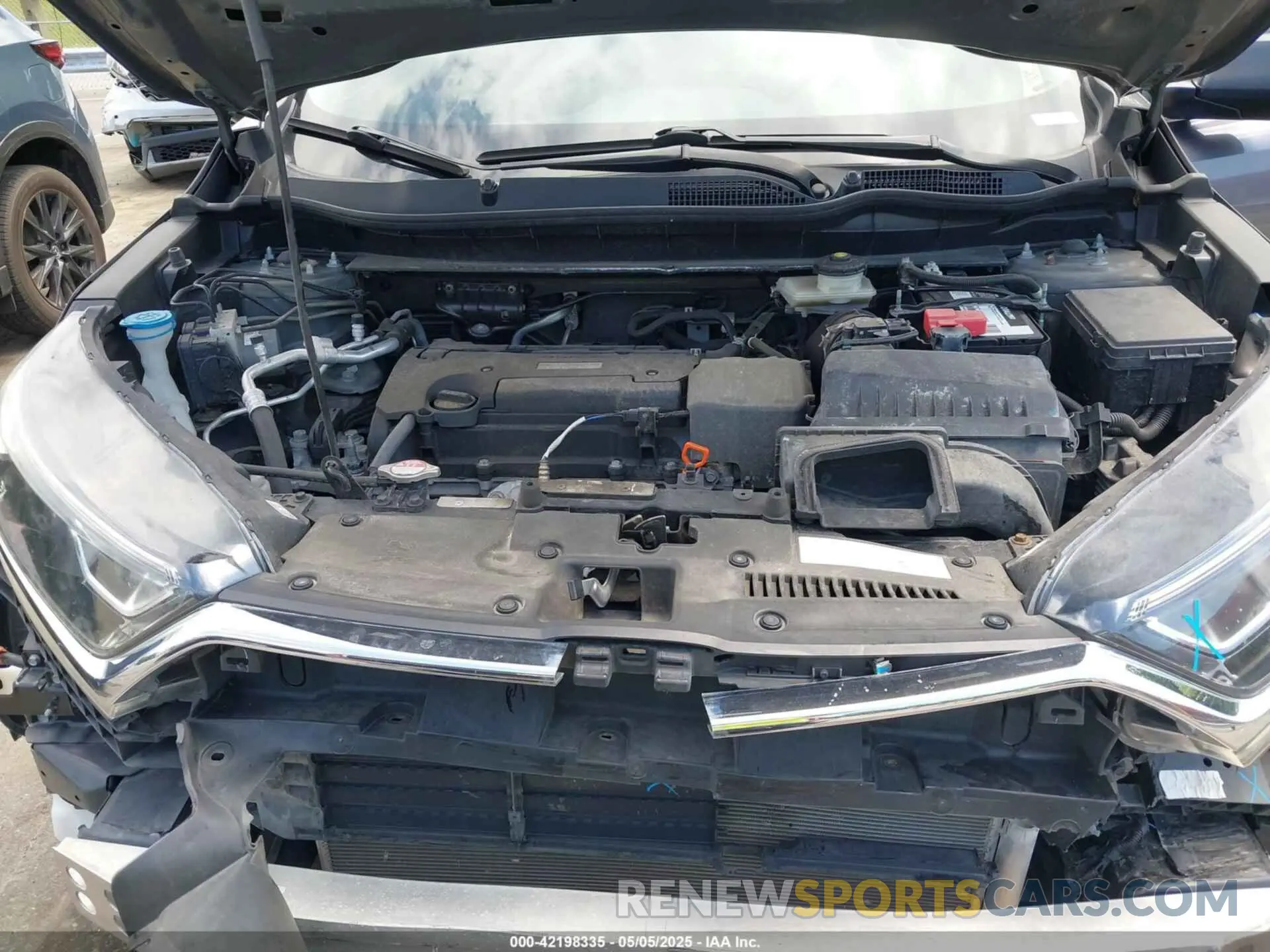 10 Photograph of a damaged car 2HKRW6H35KH227956 HONDA CR-V 2019